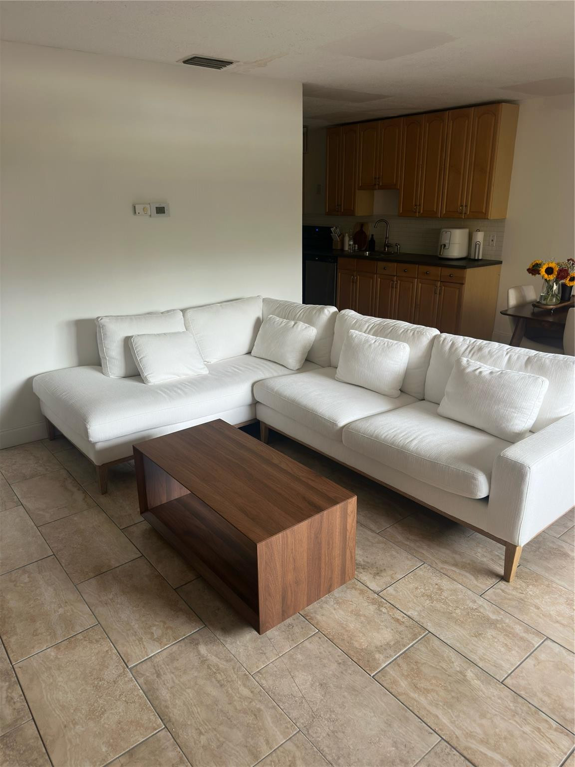 2050 Oleander Boulevard