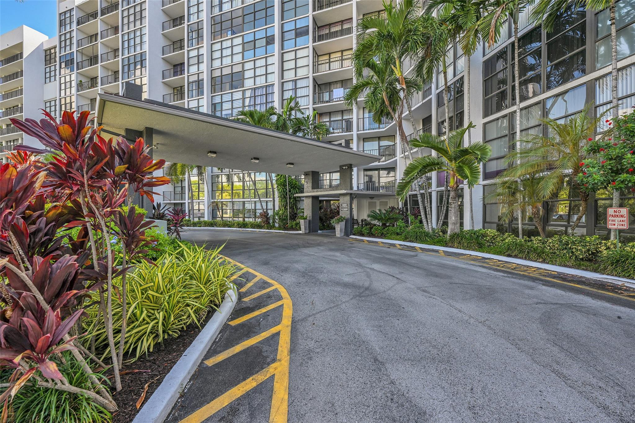 800 Parkview Drive 218