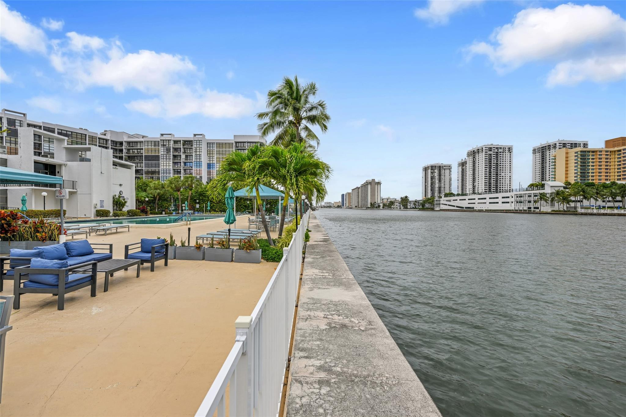 800 Parkview Drive 218