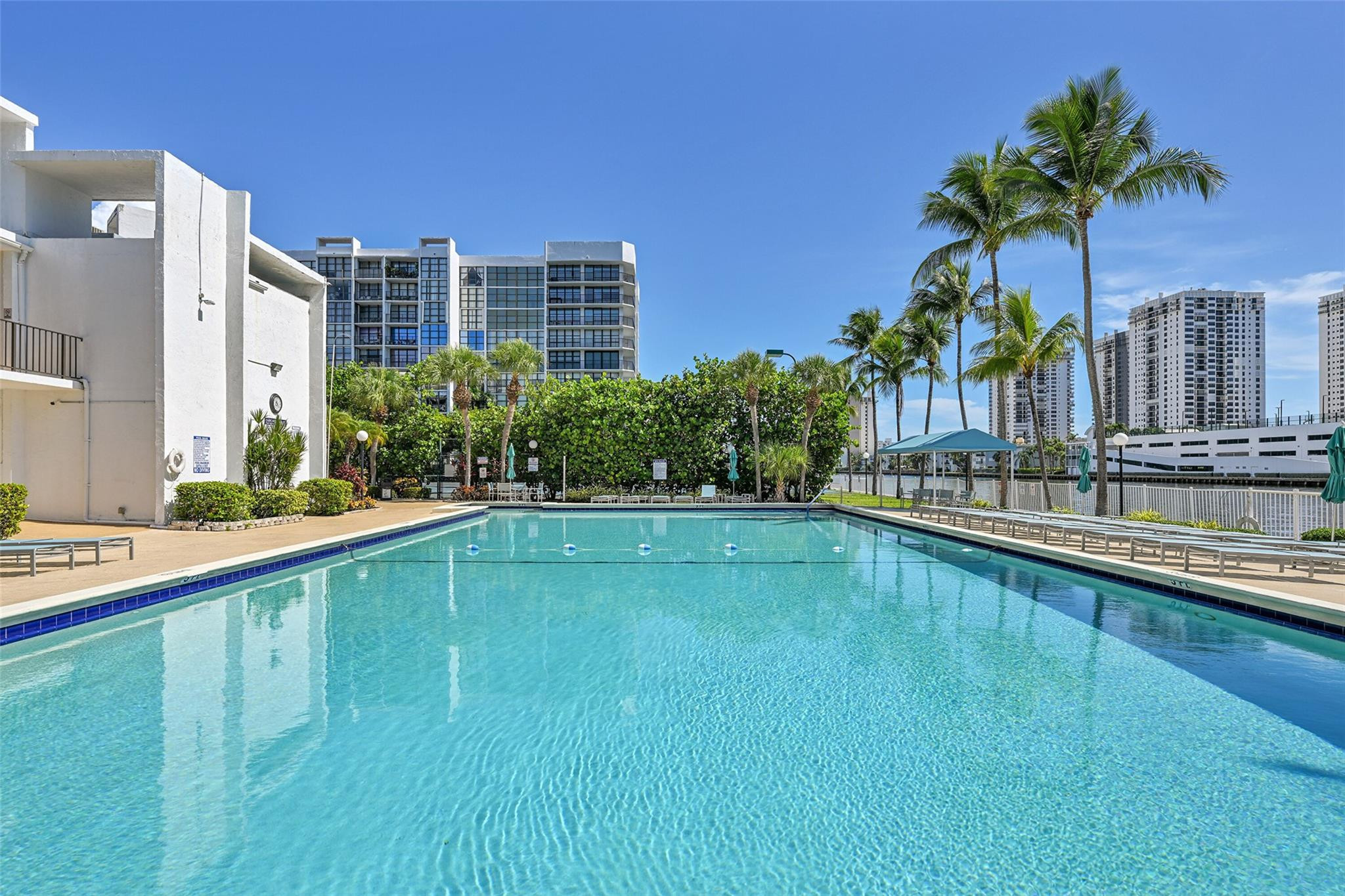 800 Parkview Drive 218