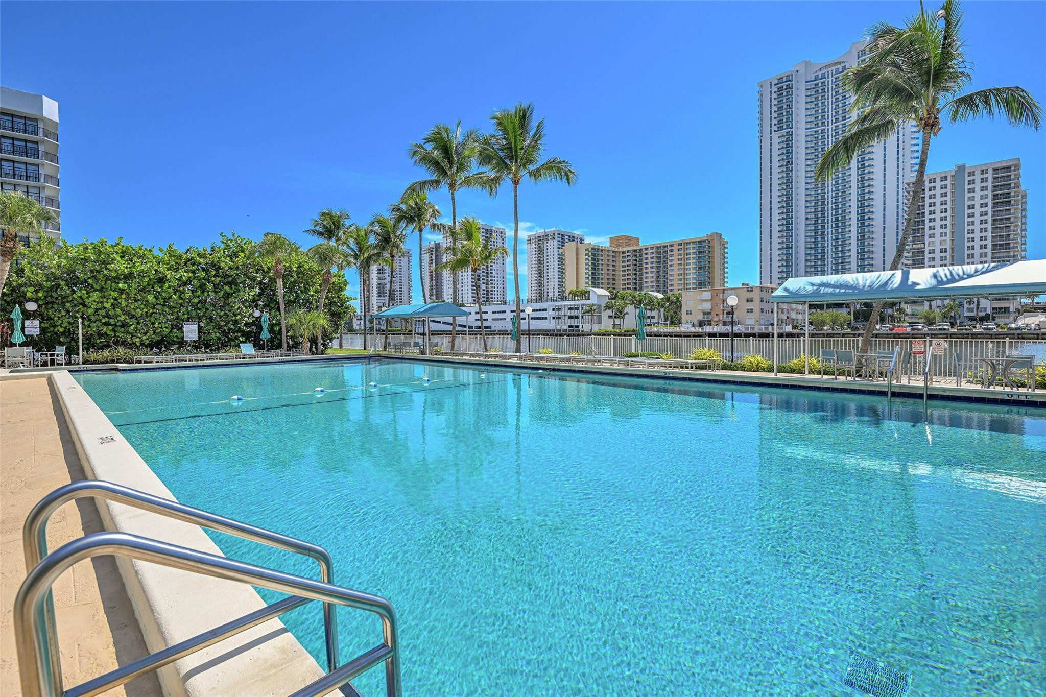 800 Parkview Drive 218
