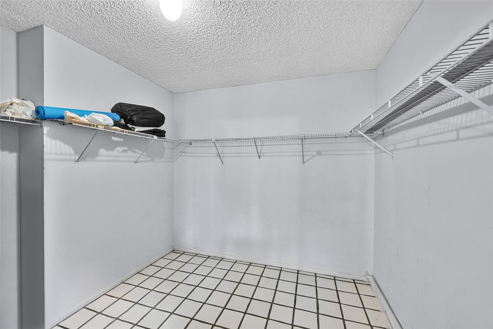 800 Parkview Drive 218
