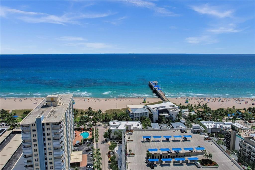303 N Riverside Drive PH-4