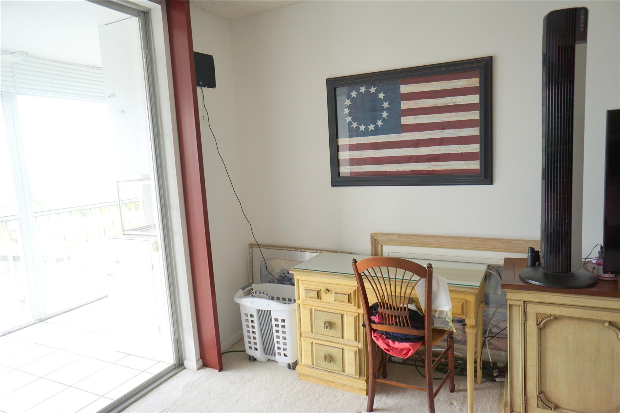 303 N Riverside Drive PH-4