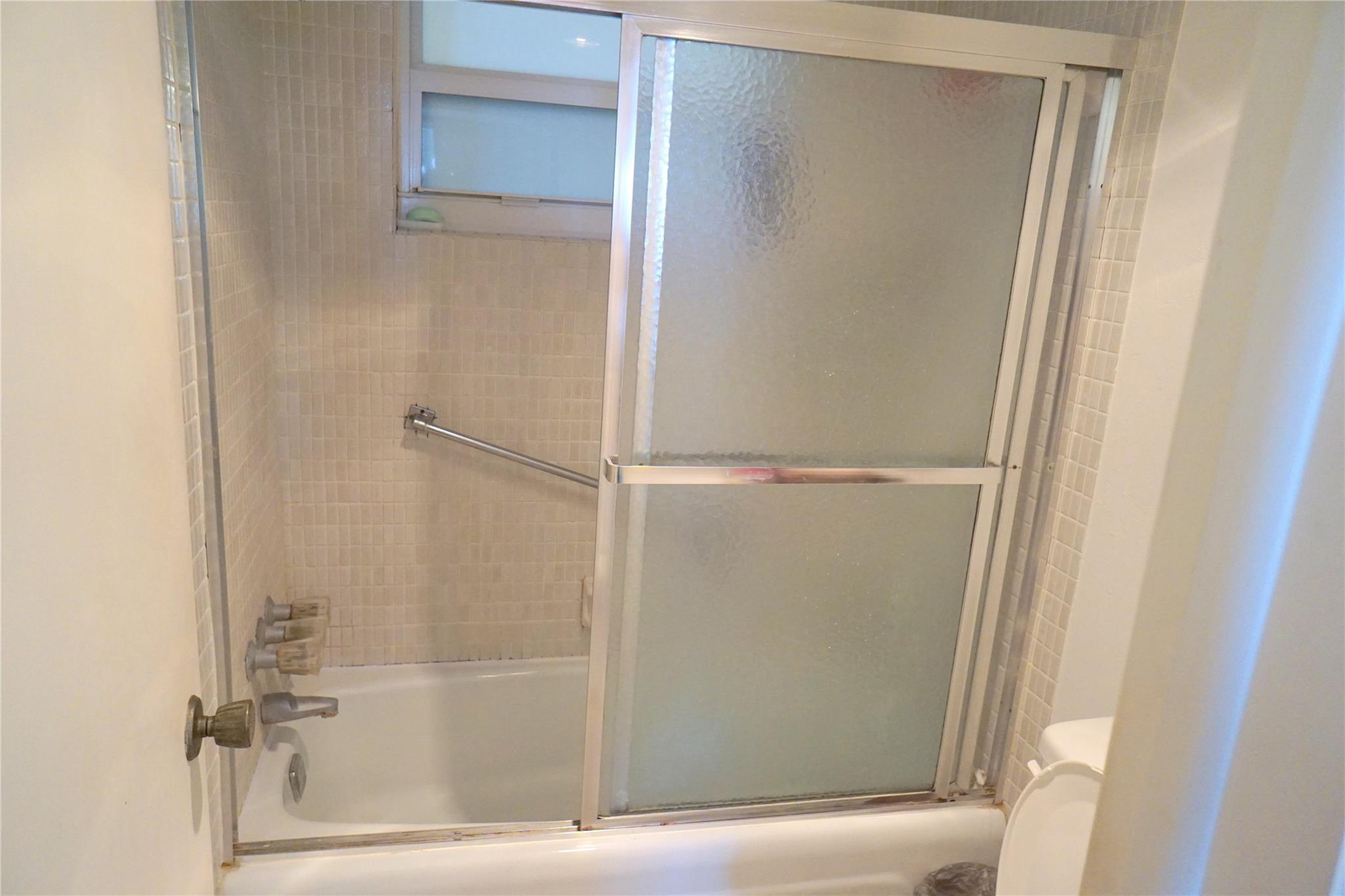 303 N Riverside Drive PH-4