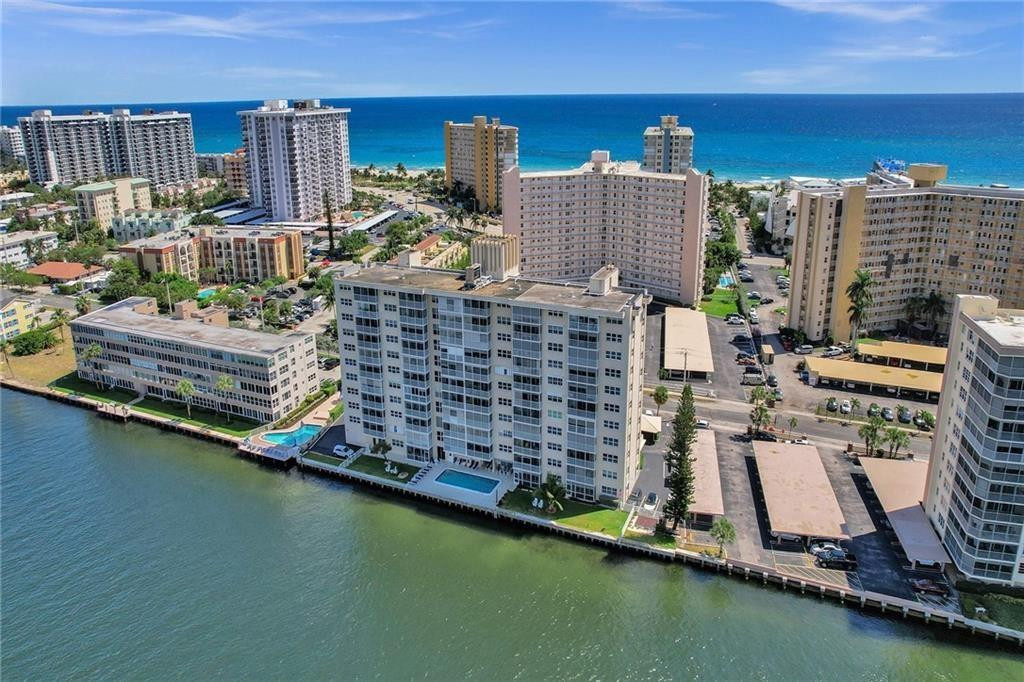 303 N Riverside Drive PH-4