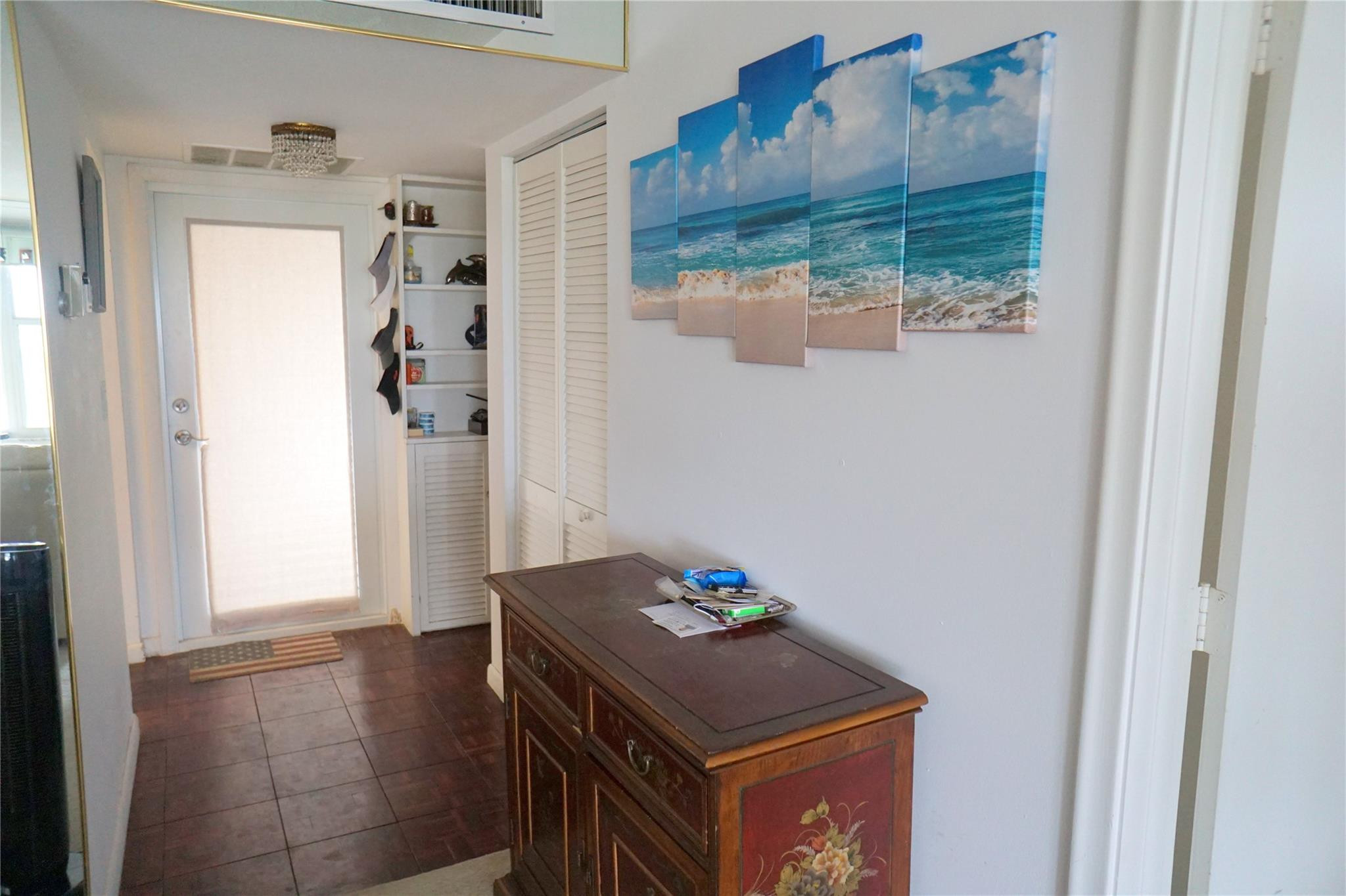 303 N Riverside Drive PH-4