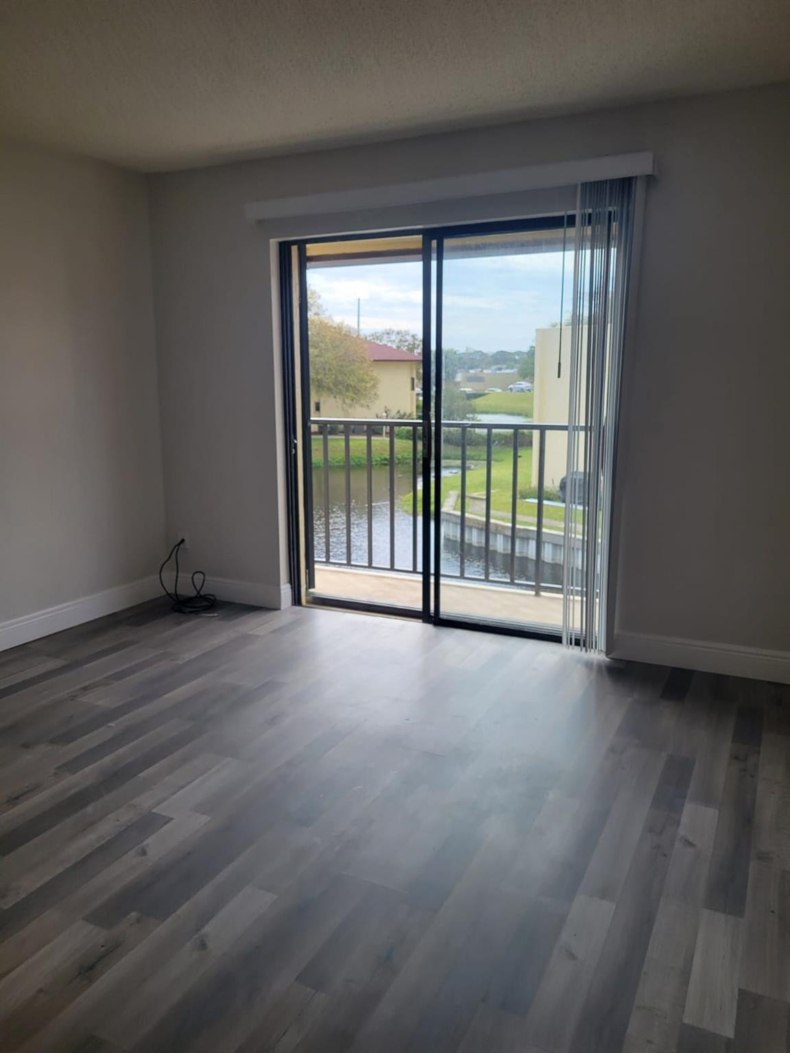 2050 Oleander Boulevard 10-105