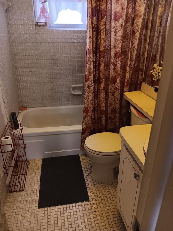 4310 NW 12th Court 203