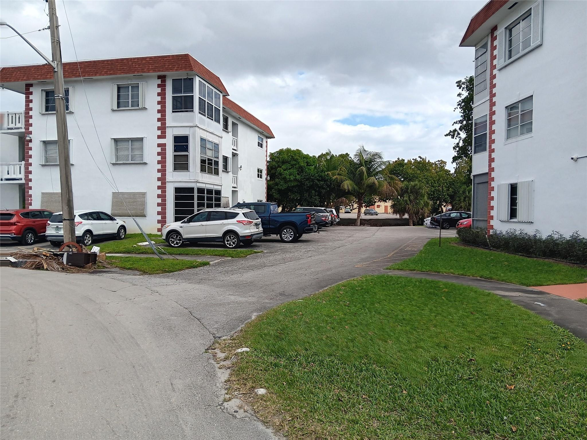 4310 NW 12th Court 203