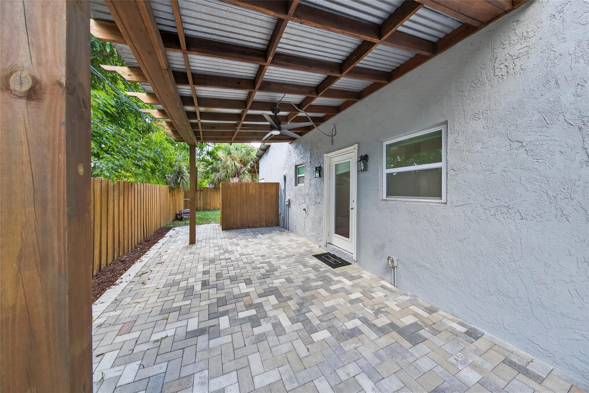 2012 NW 12th Avenue