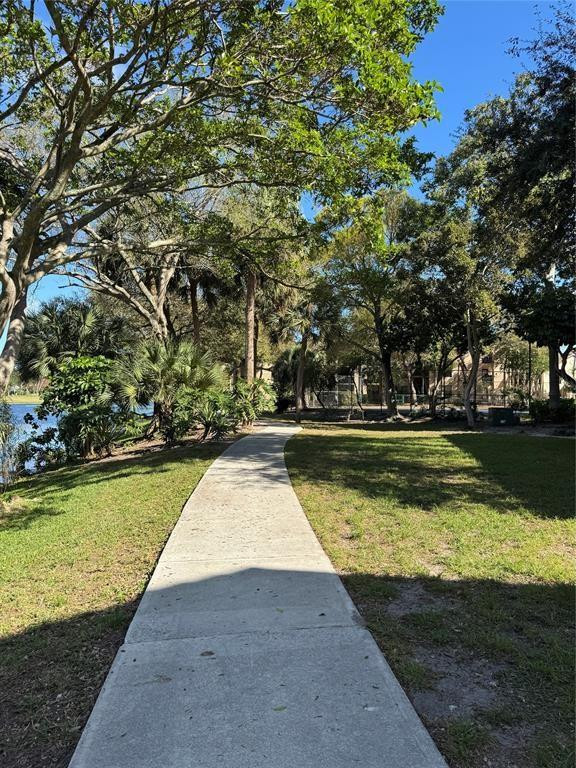 4521 W Mcnab Road 19