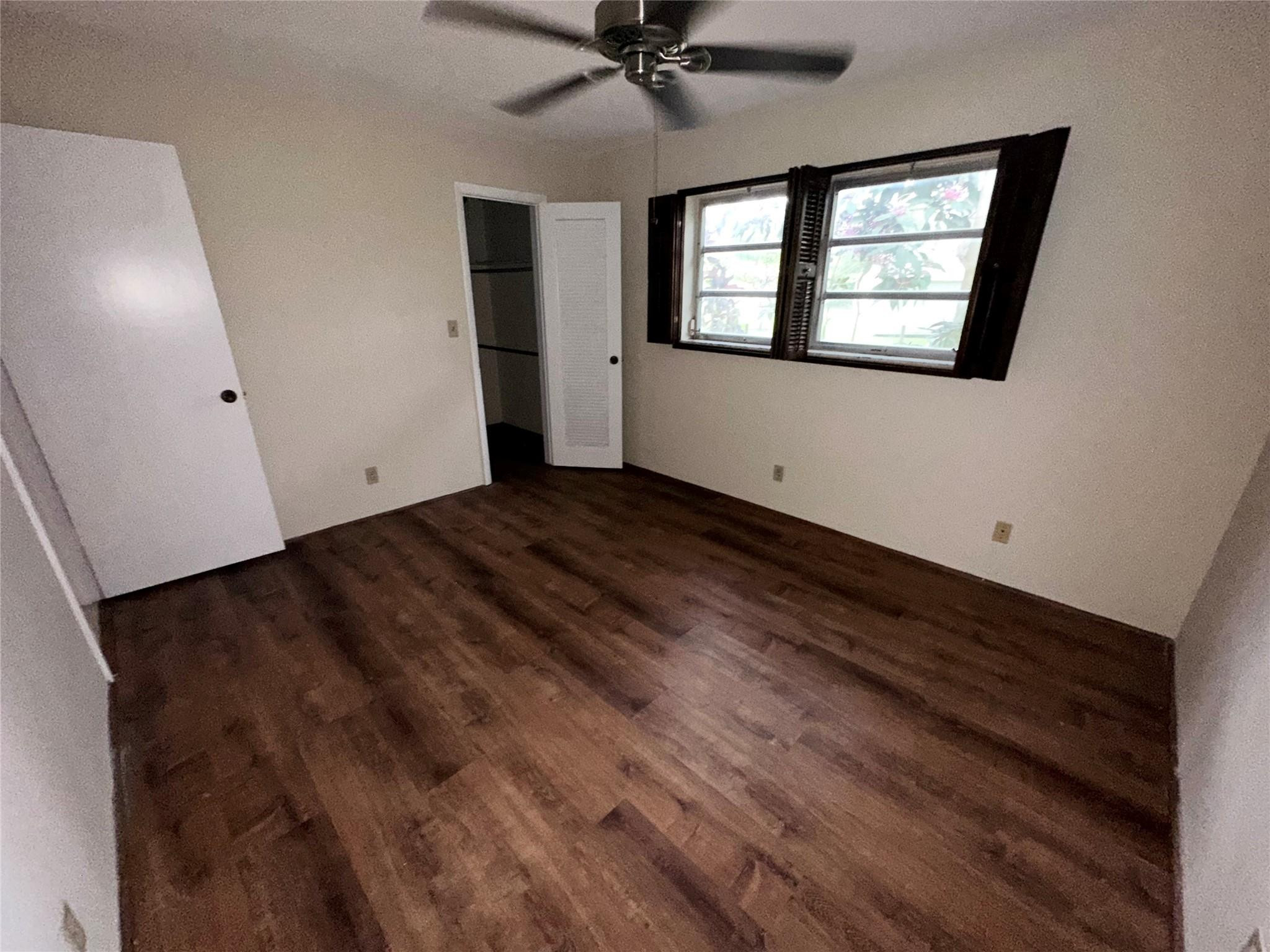 10800 SW 40th Court