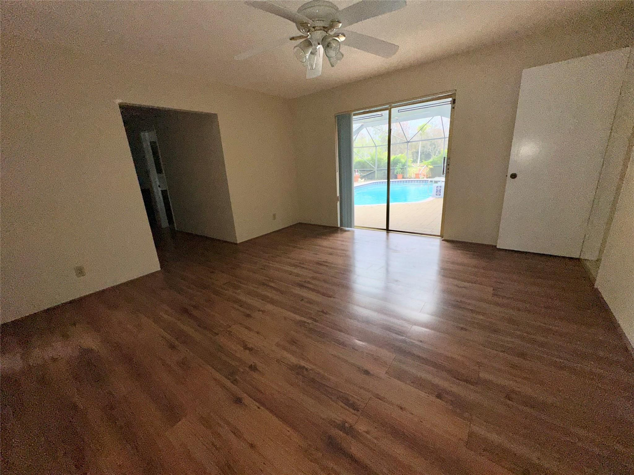 10800 SW 40th Court