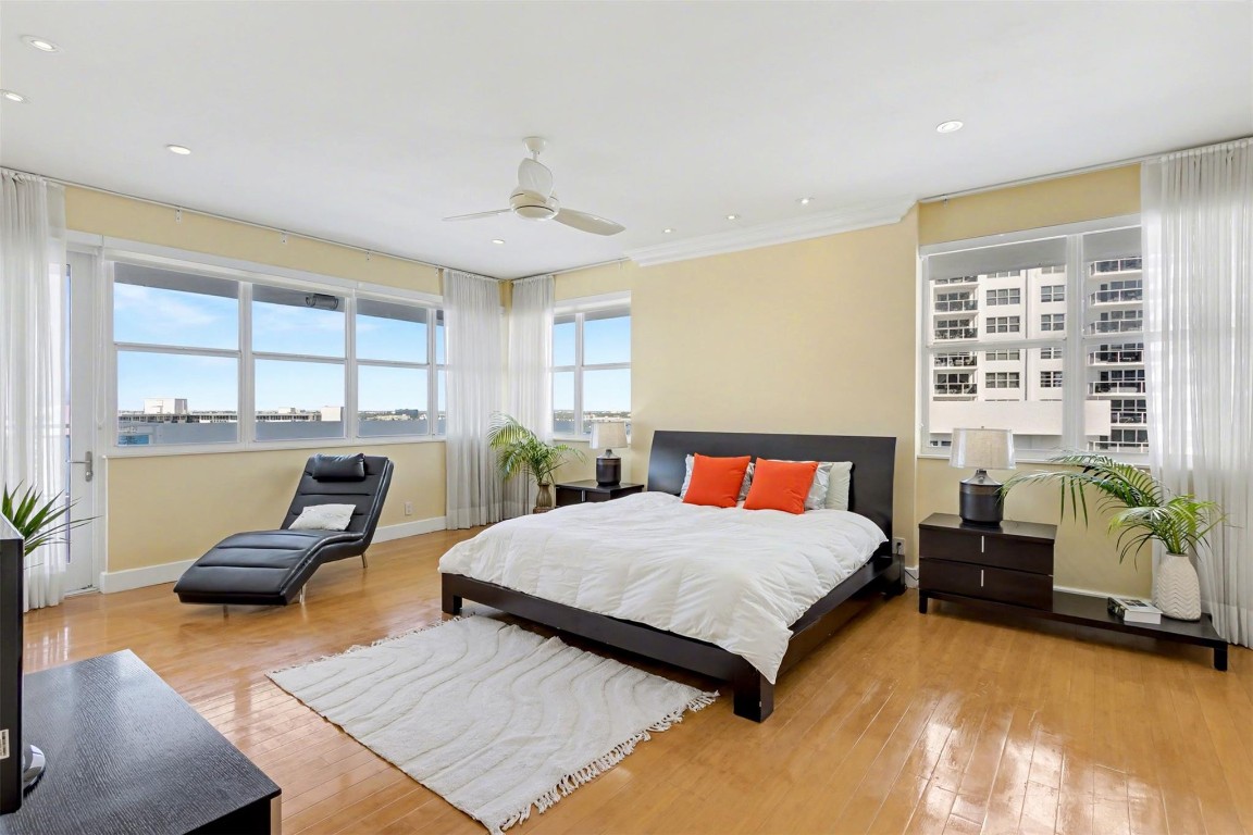 3430 Galt Ocean Drive PH1