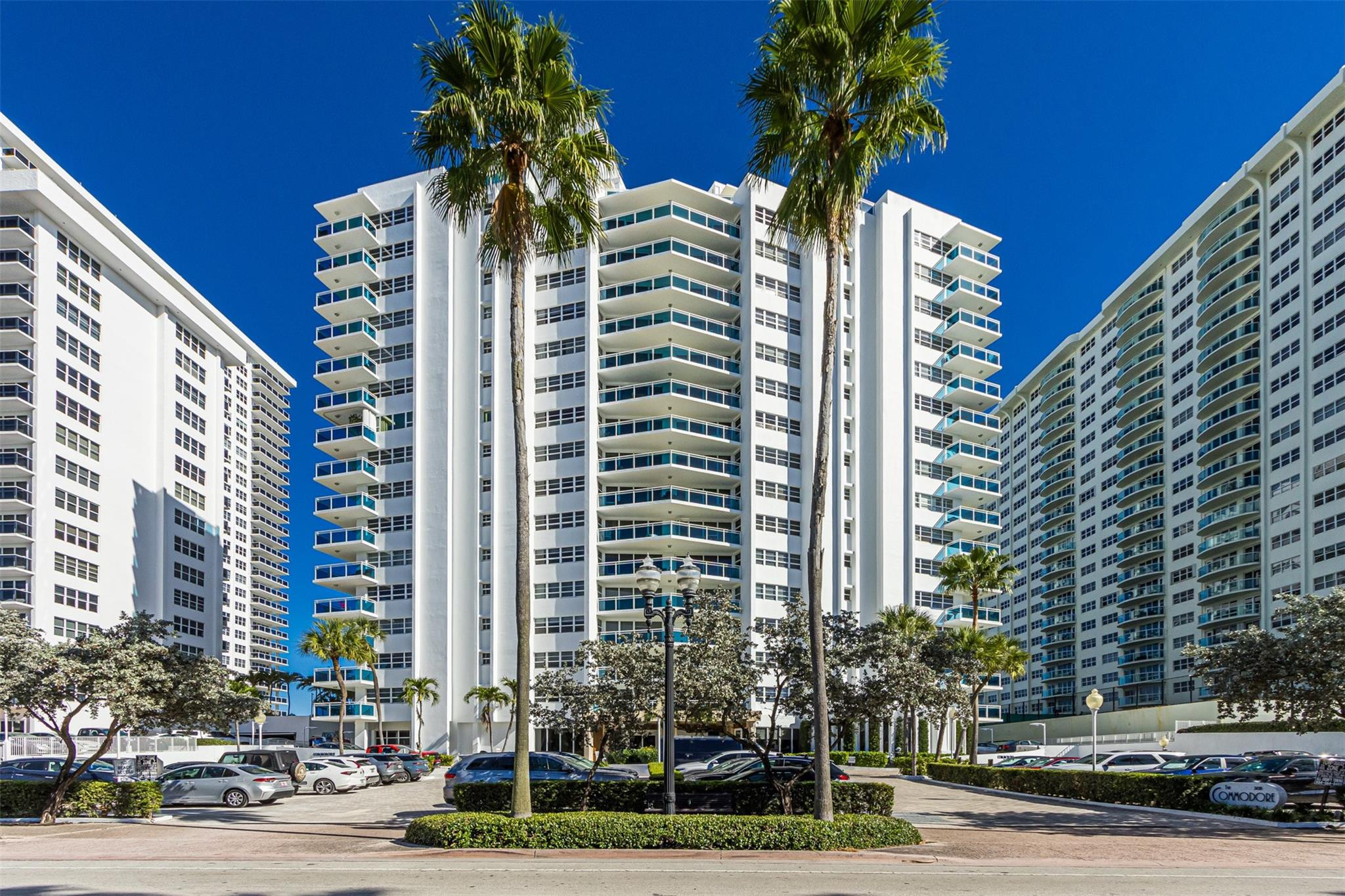 3430 Galt Ocean Drive PH1