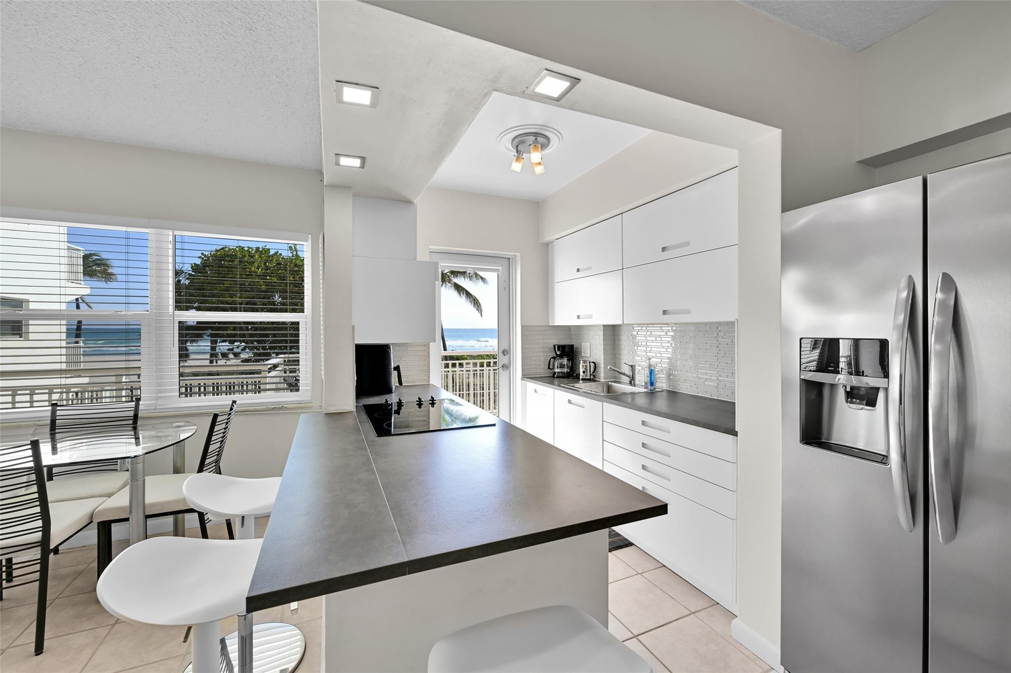 901 S Surf Road 203
