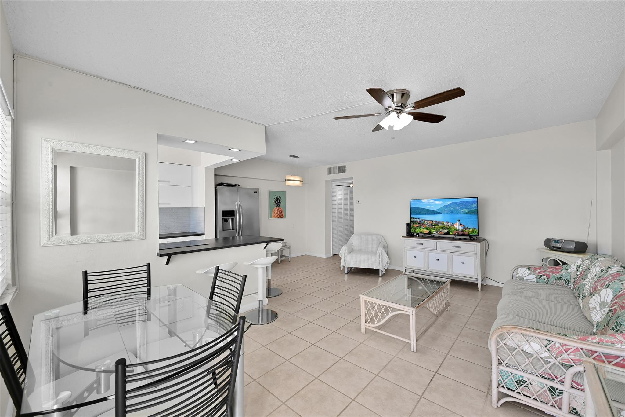 901 S Surf Road 203
