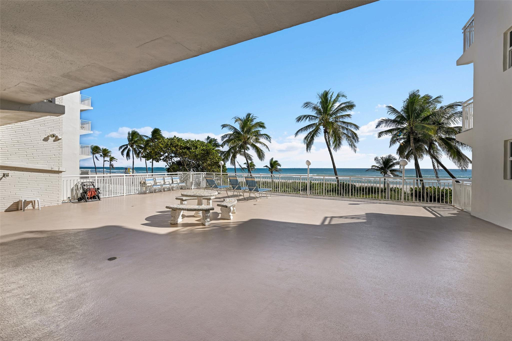 901 S Surf Road 203