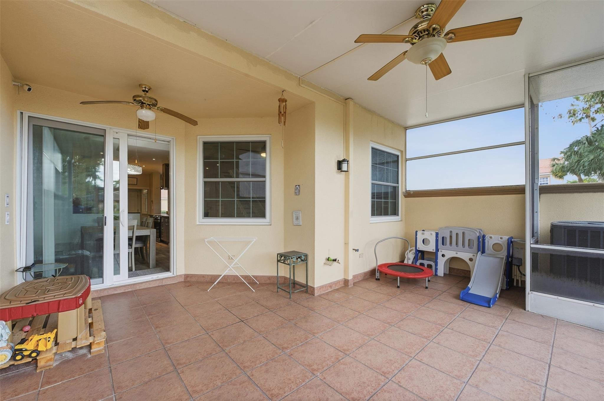 9788 Royal Palm Boulevard
