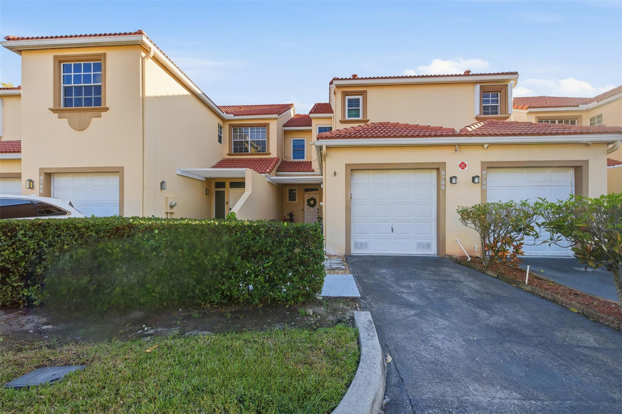 9788 Royal Palm Boulevard