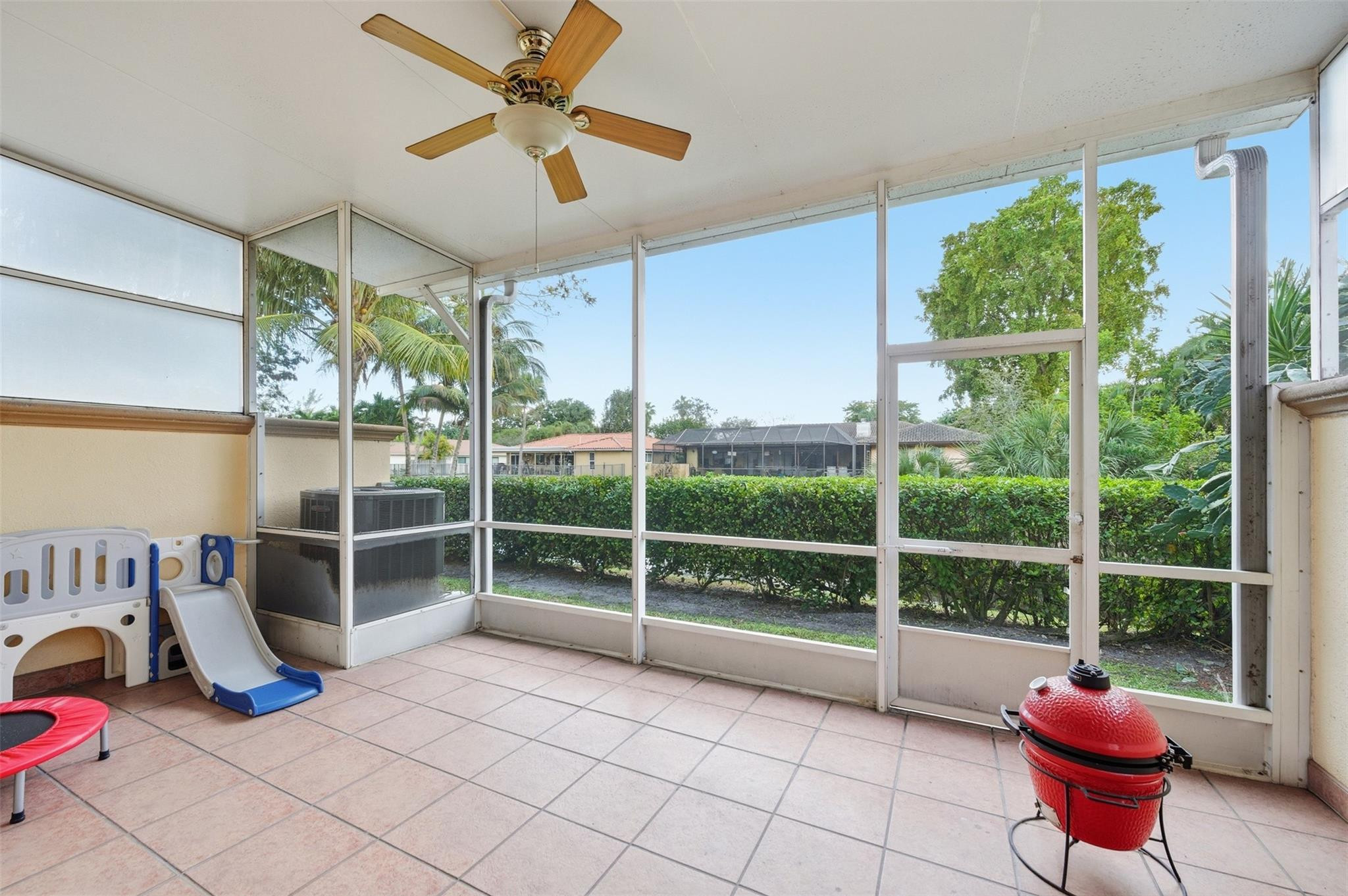 9788 Royal Palm Boulevard