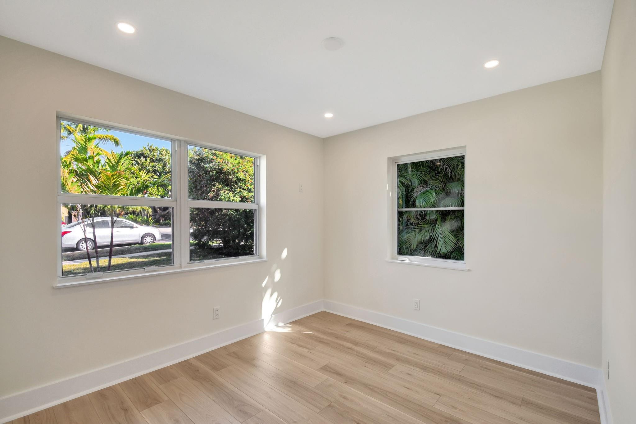 732 Flamingo Drive