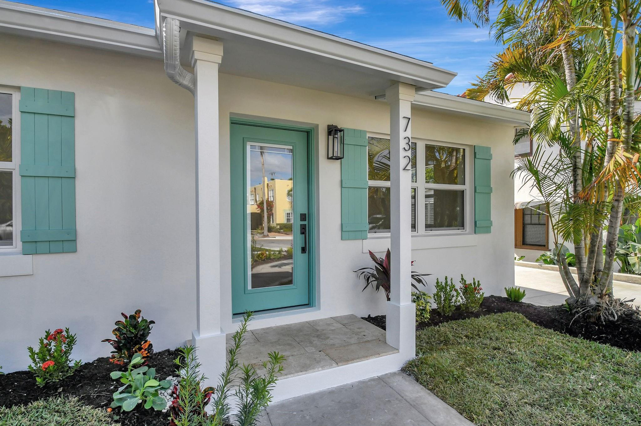 732 Flamingo Drive