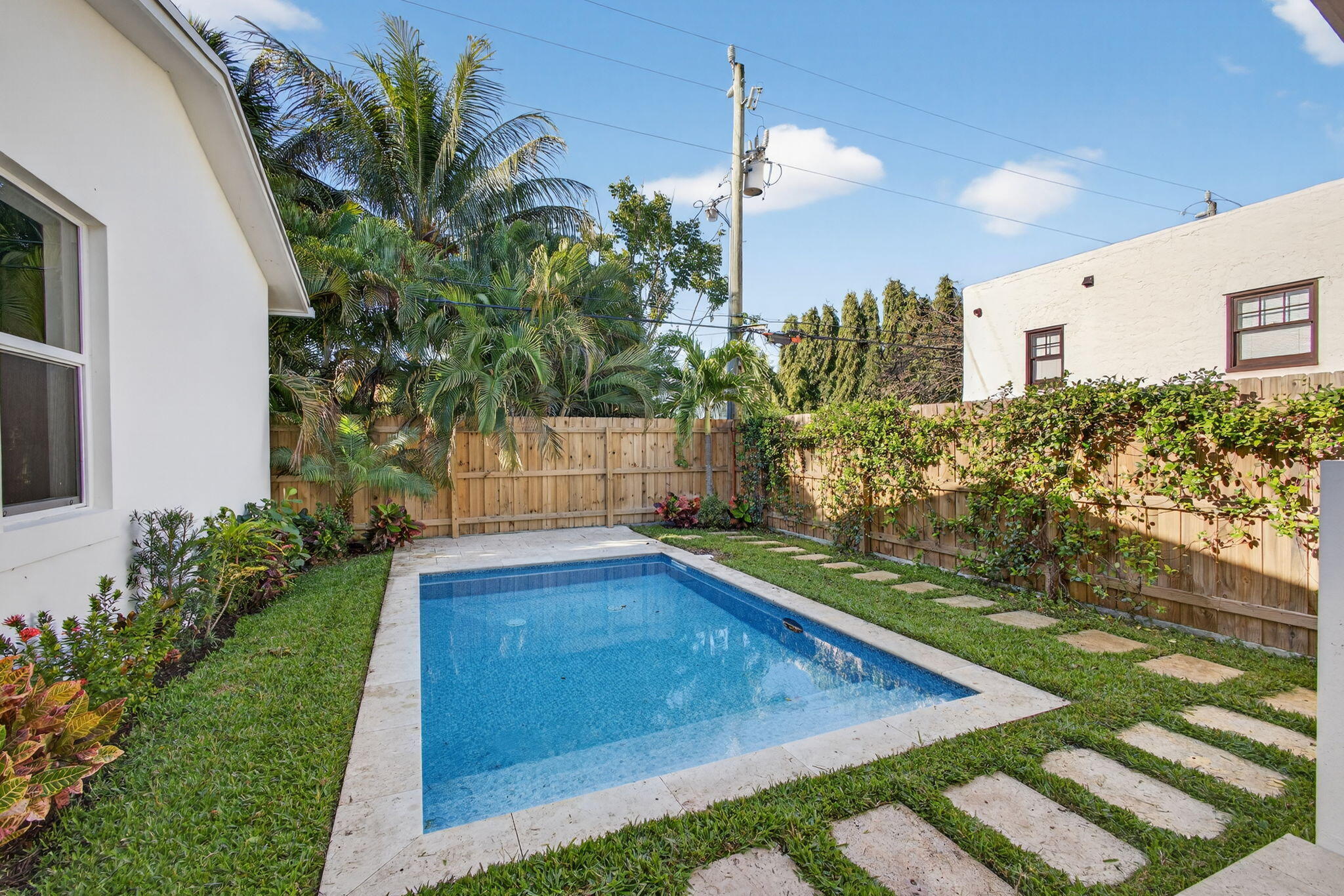 732 Flamingo Drive
