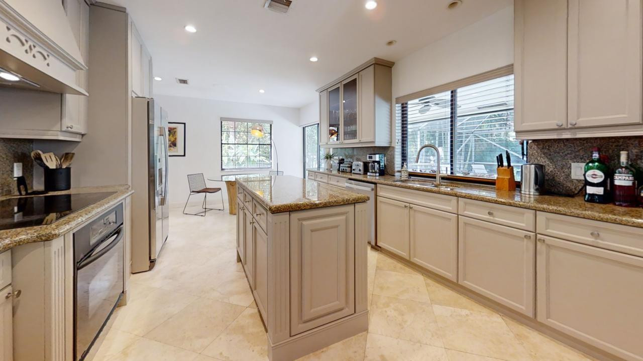 2899 NW 26th Avenue