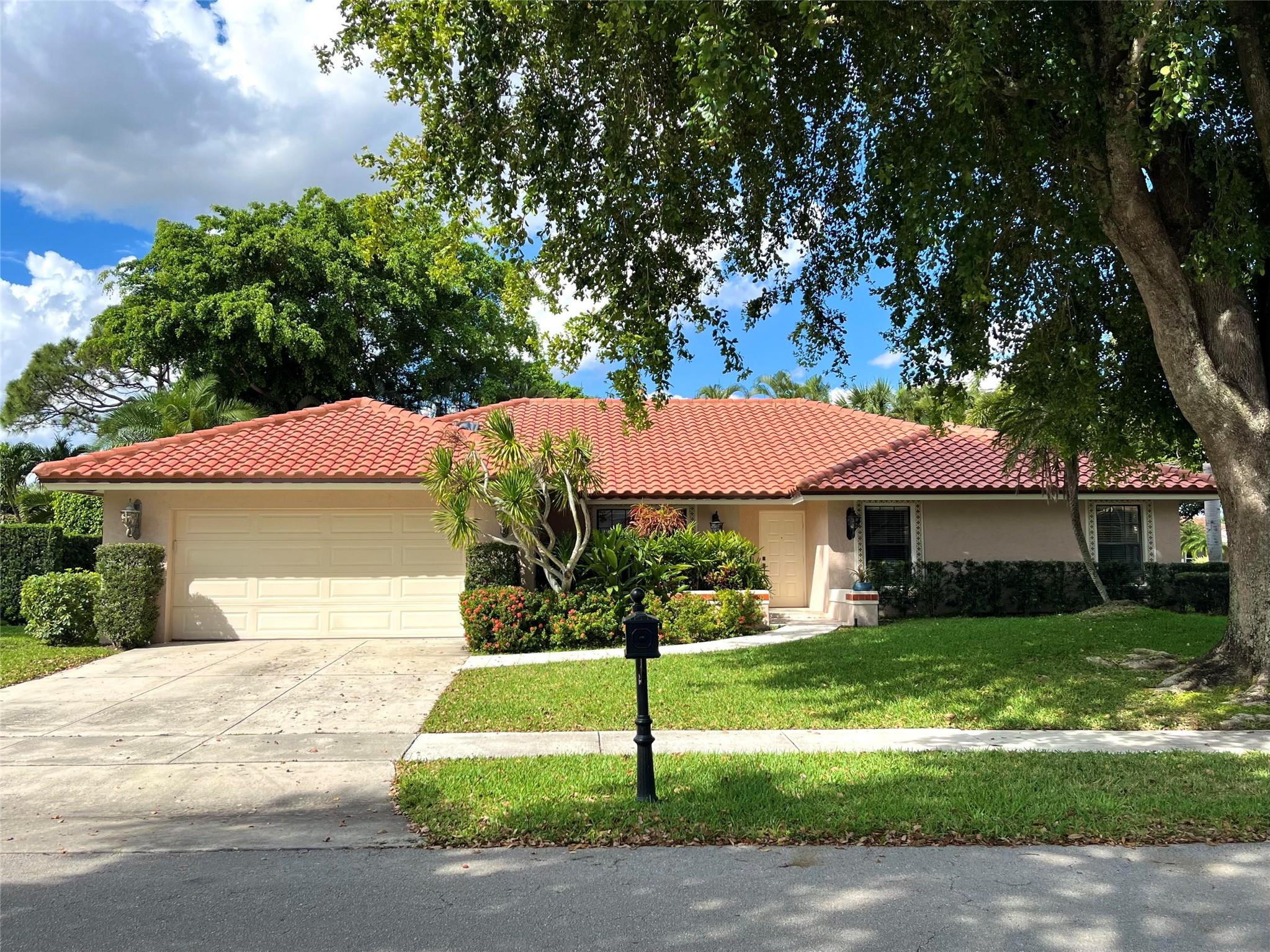 2899 NW 26th Avenue