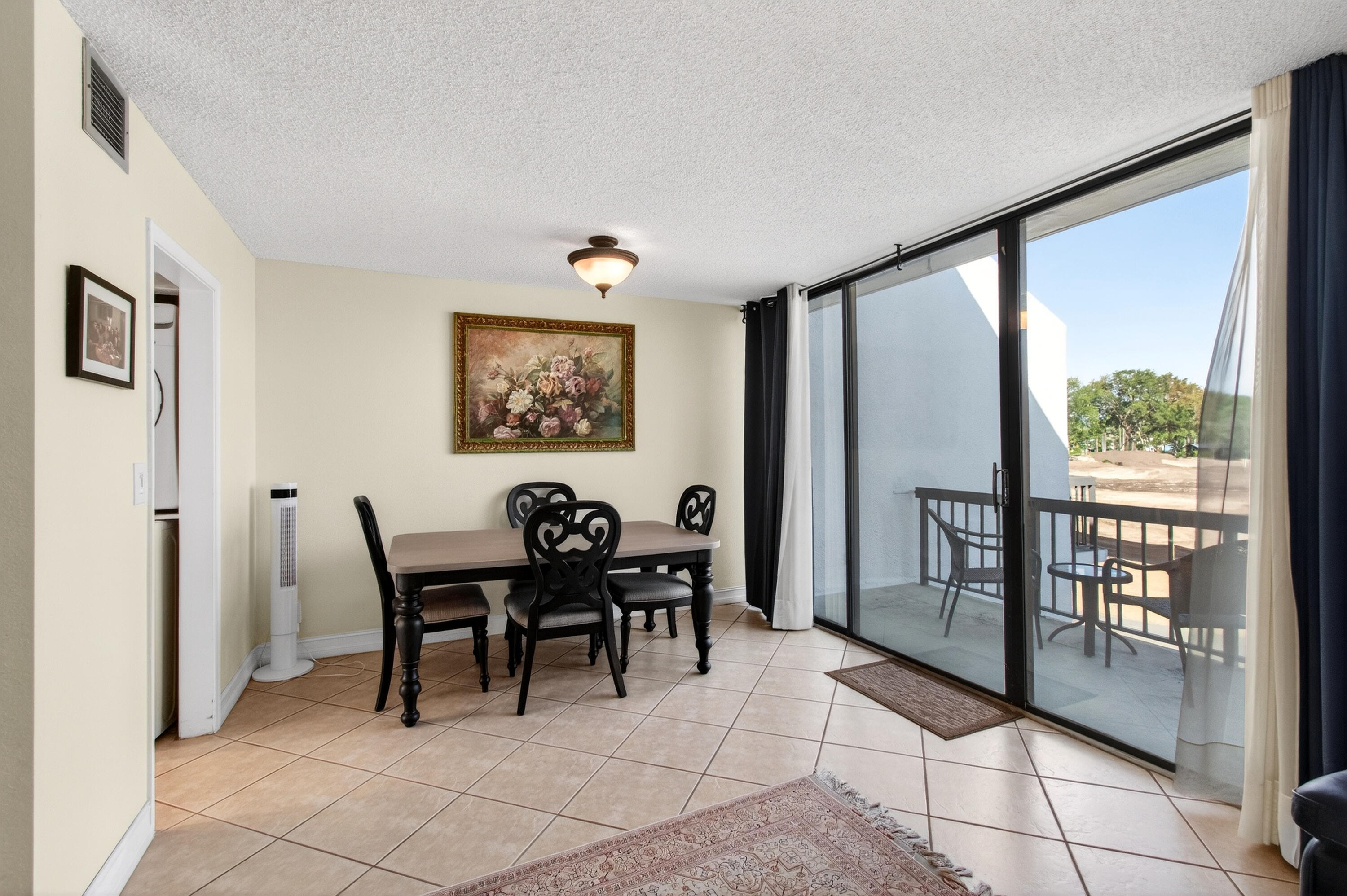 2303 Bridgewood Drive 2303