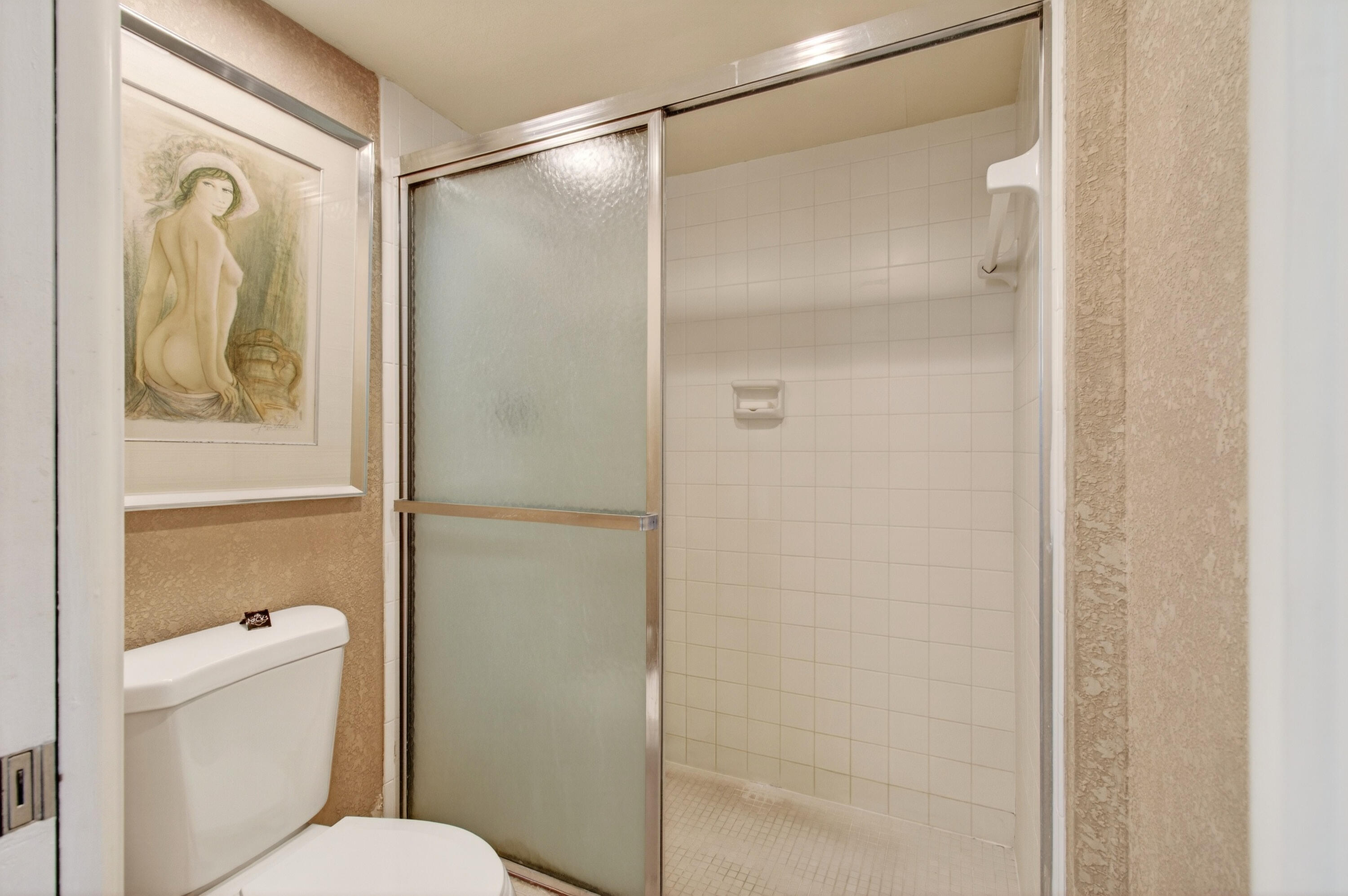 2303 Bridgewood Drive 2303