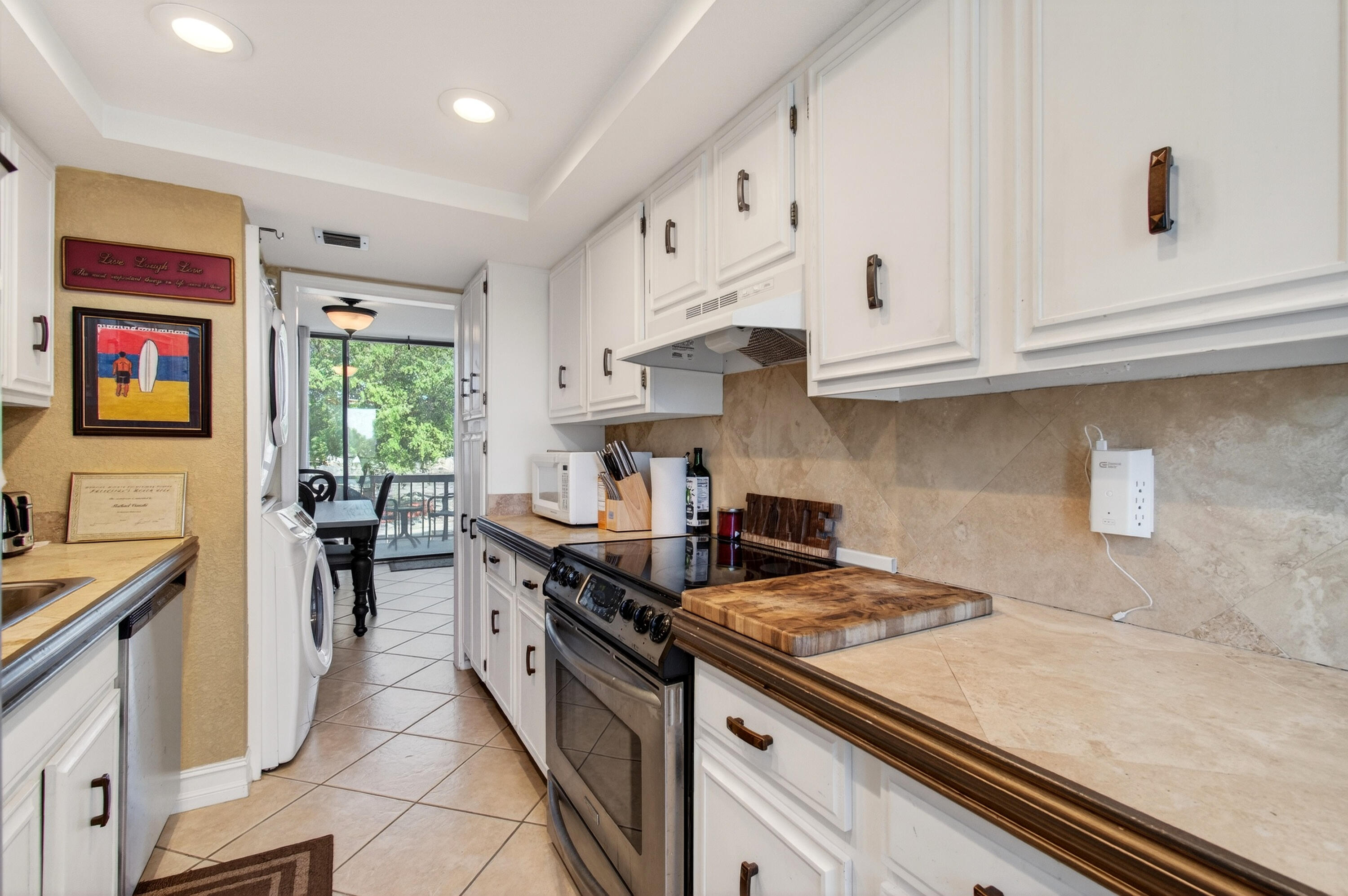 2303 Bridgewood Drive 2303