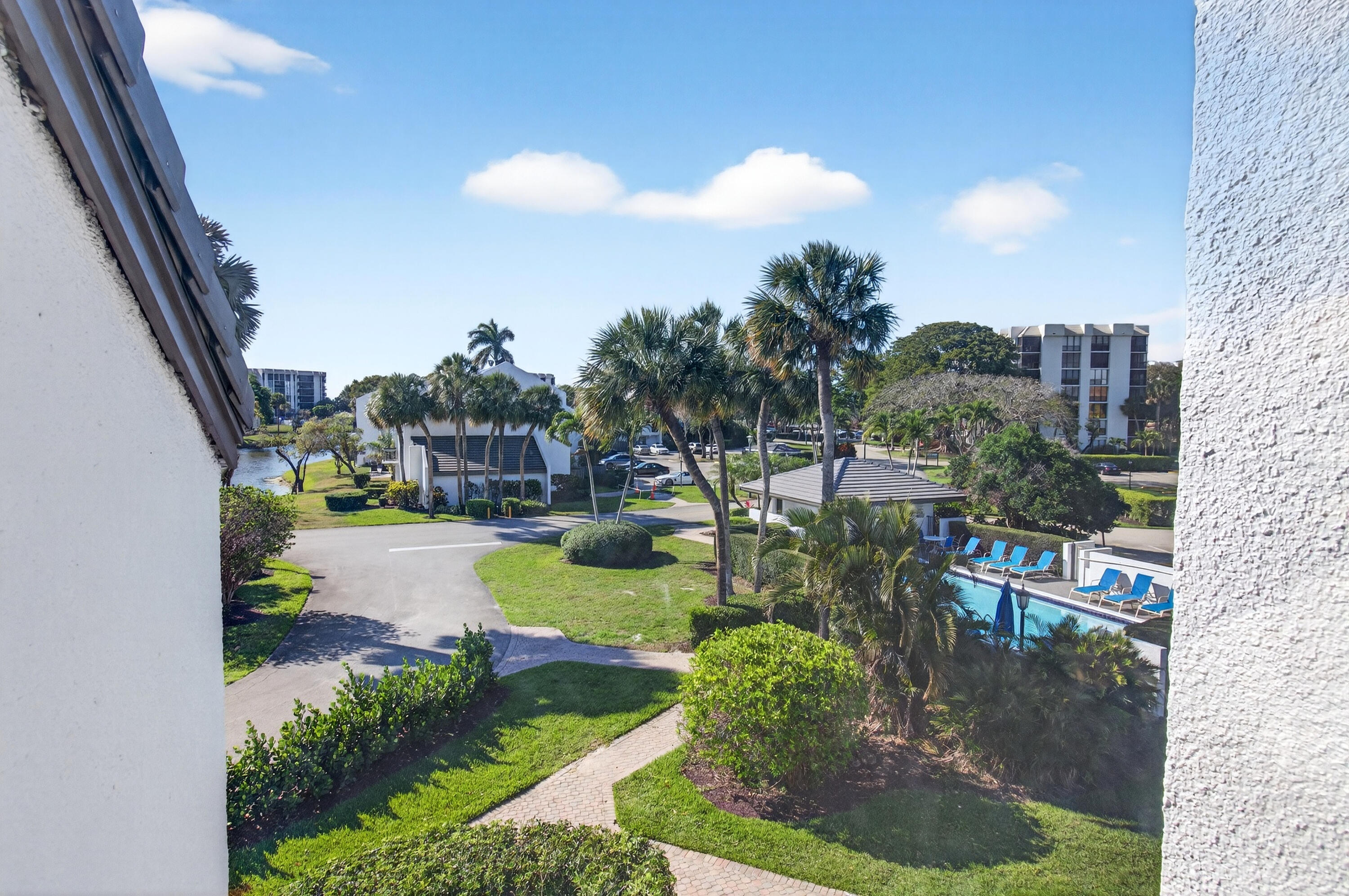 2303 Bridgewood Drive 2303