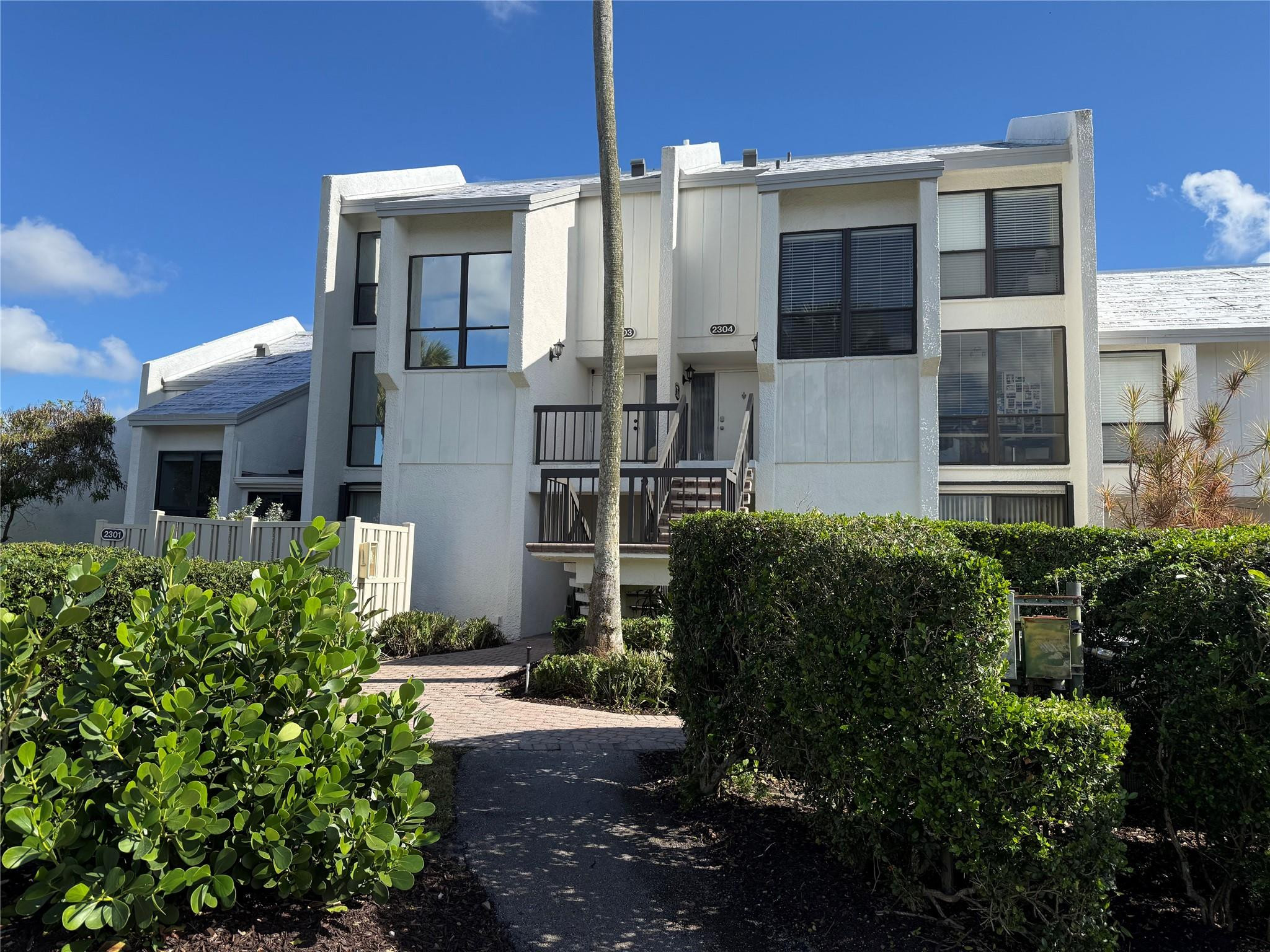 2303 Bridgewood Drive 2303