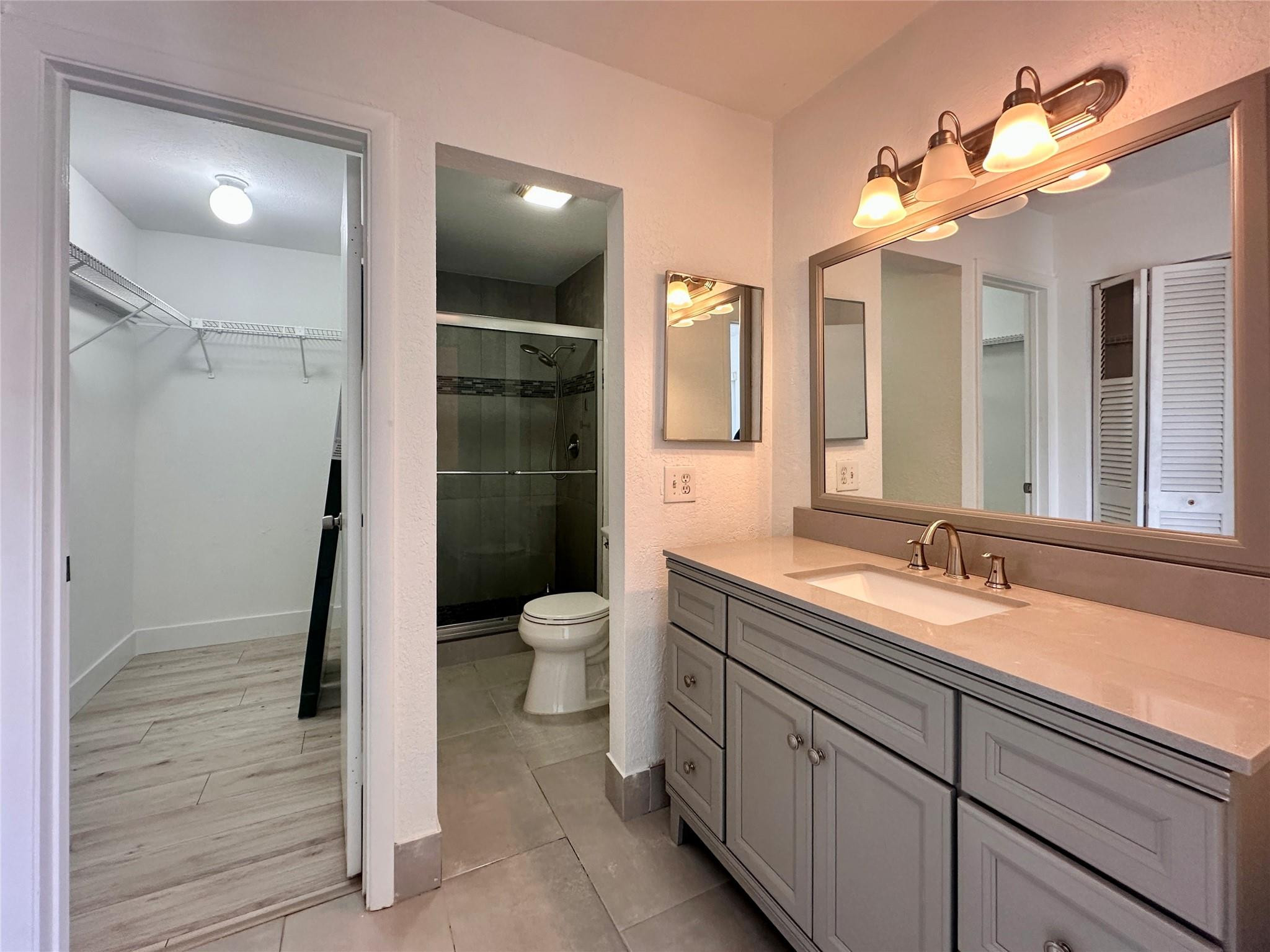 2580 Coral Springs Drive