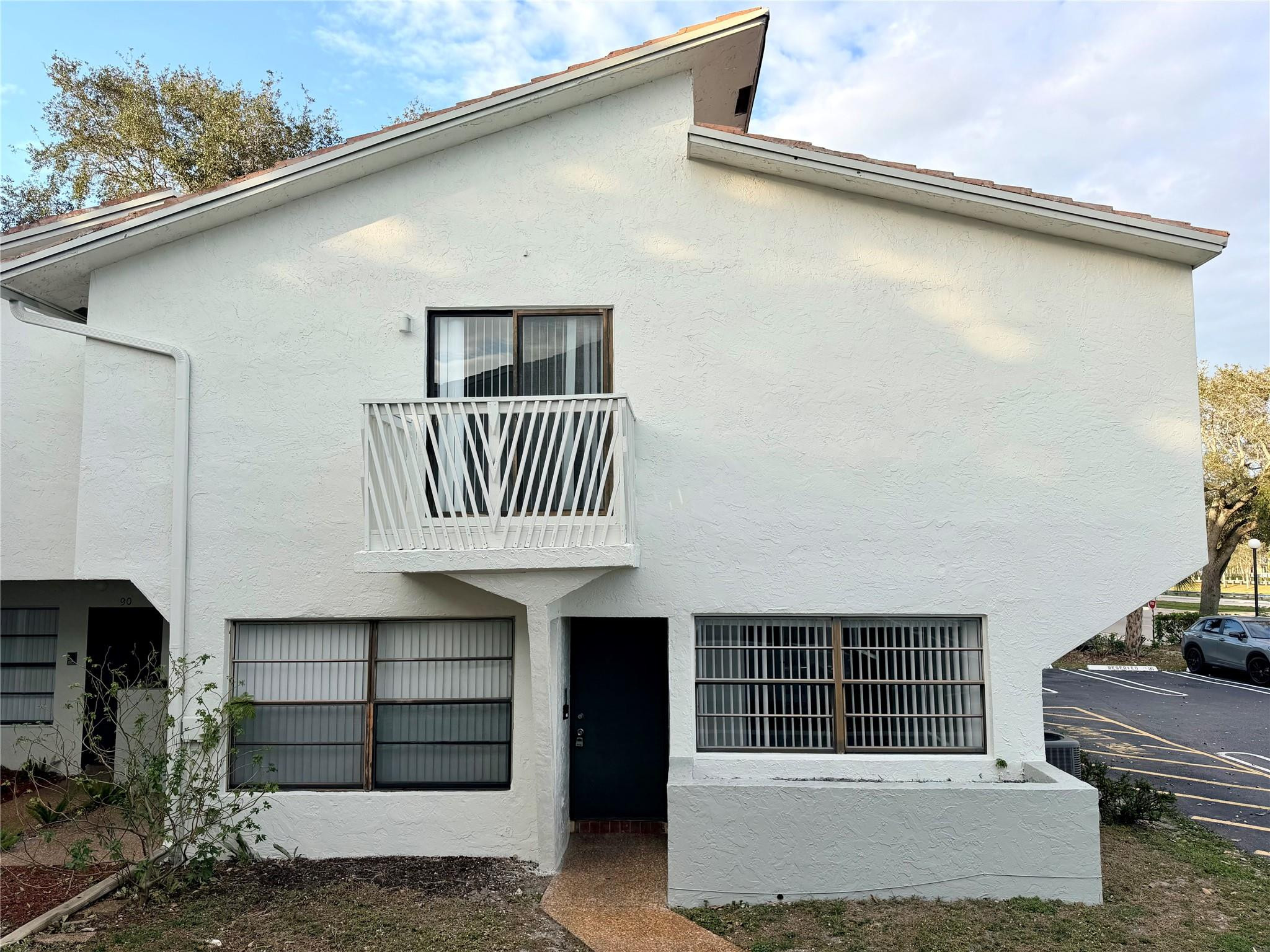 2580 Coral Springs Drive