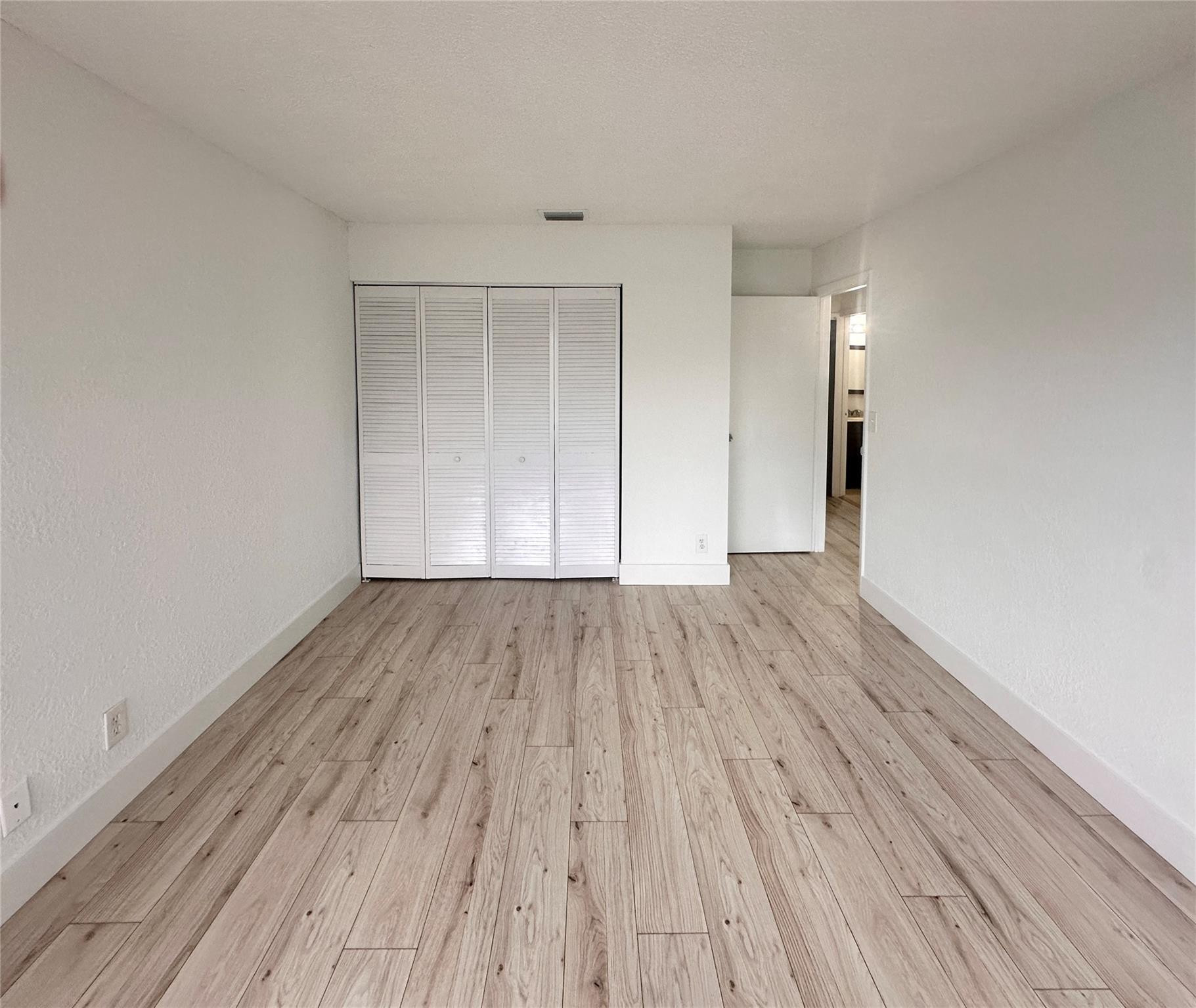 2580 Coral Springs Drive