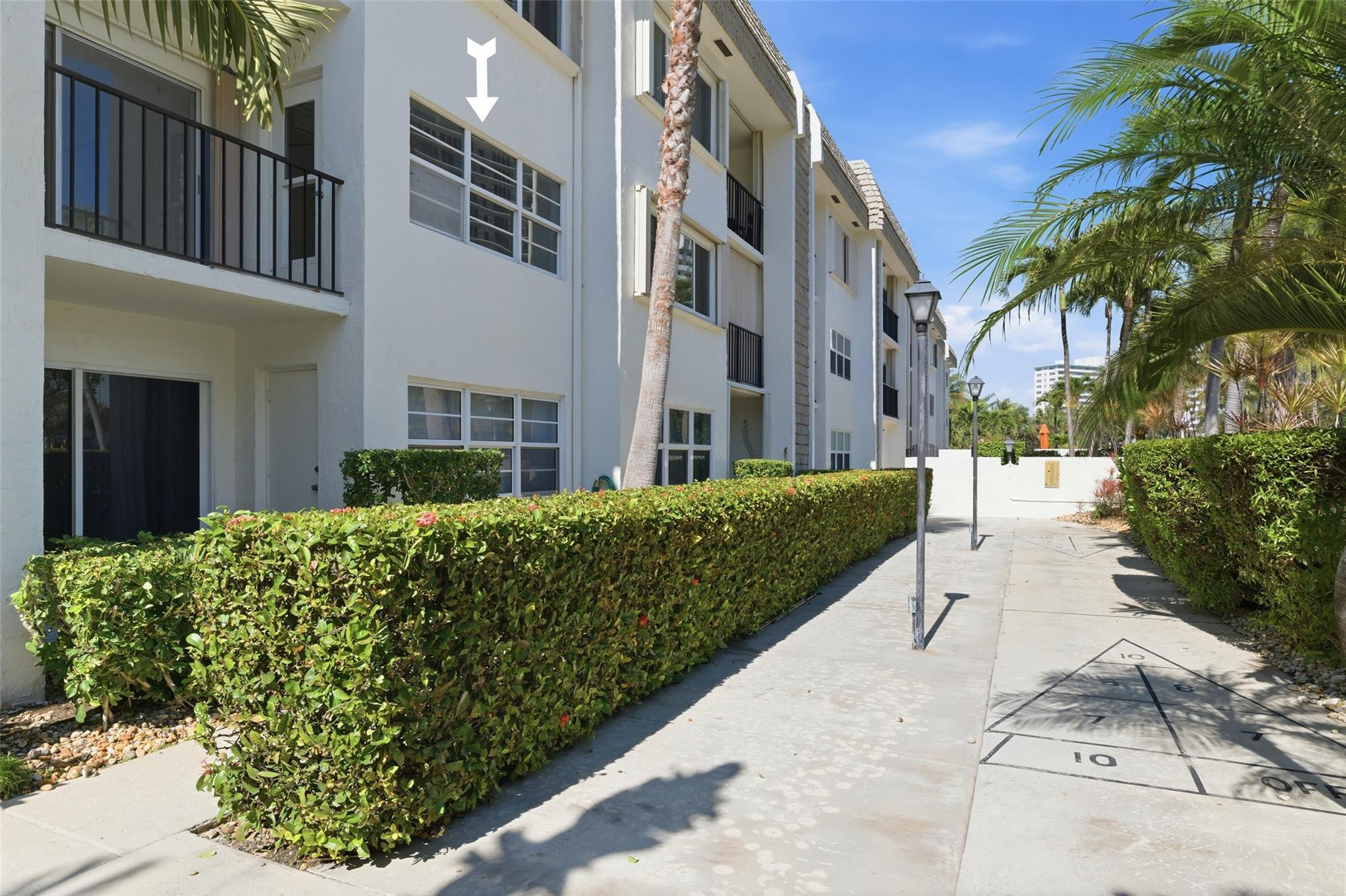 4143 N Ocean Boulevard 203