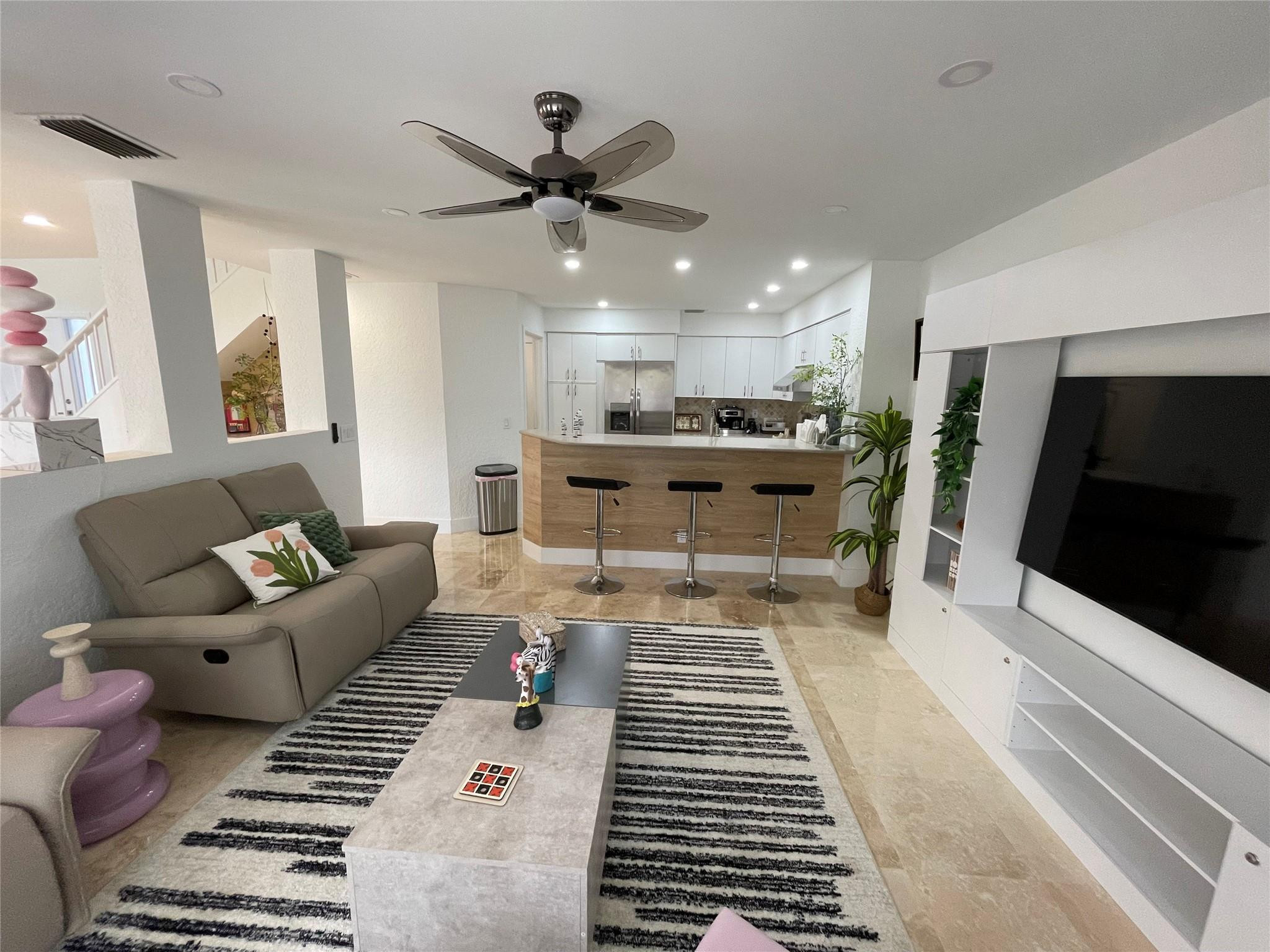 2044 NW 52nd Street