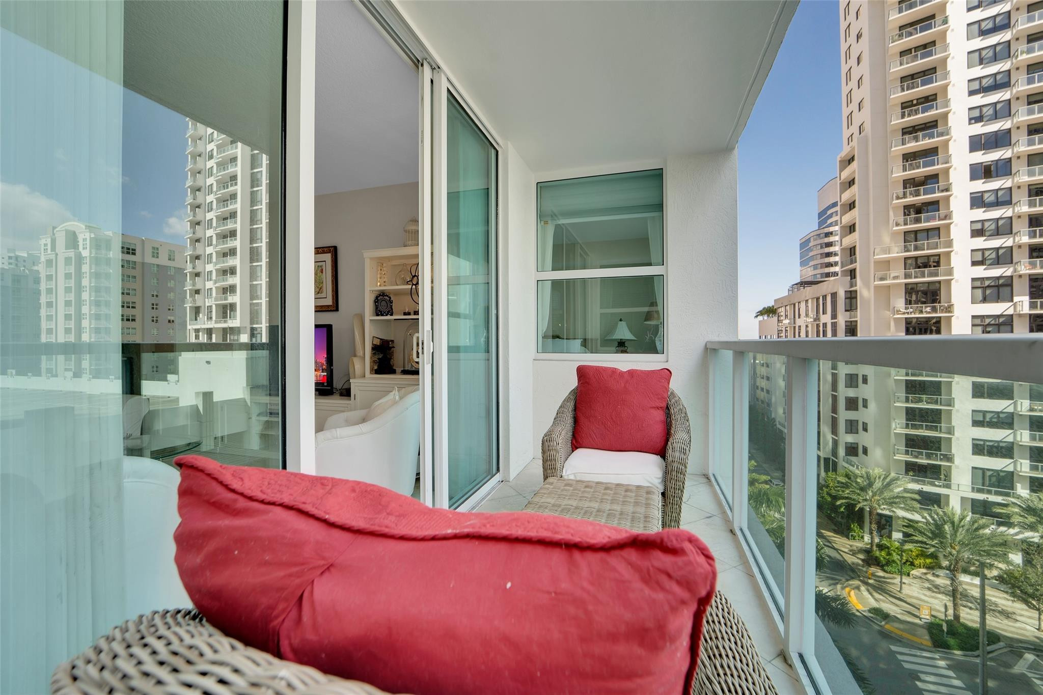 350 SE 2nd Street 850