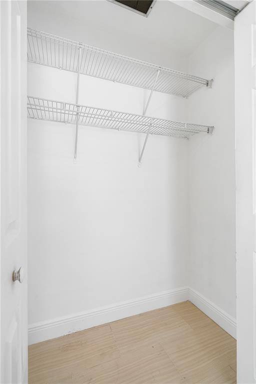 883 NE 33rd Street