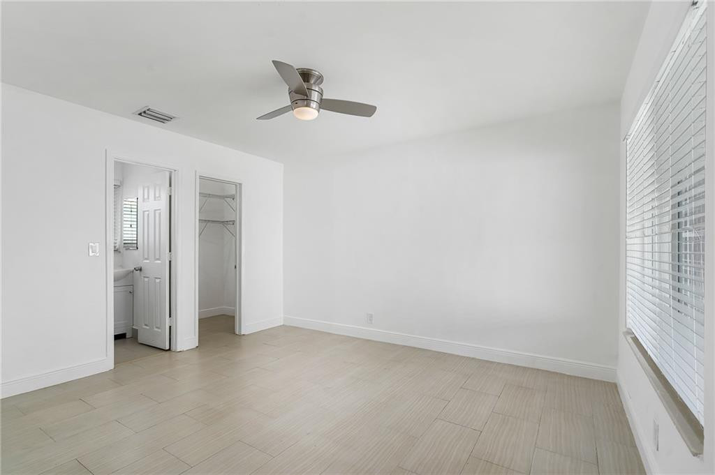 883 NE 33rd Street