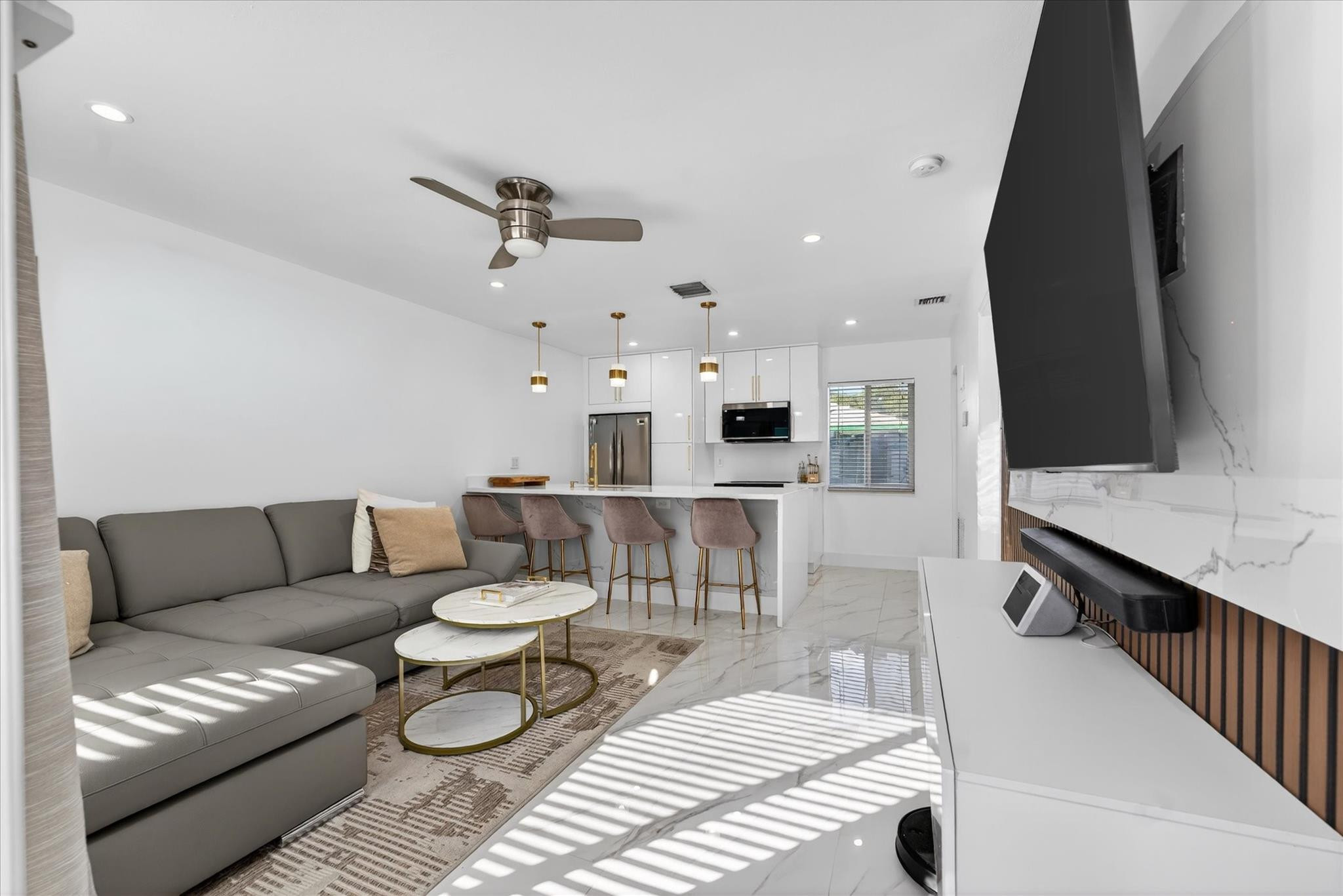 883 NE 33rd Street