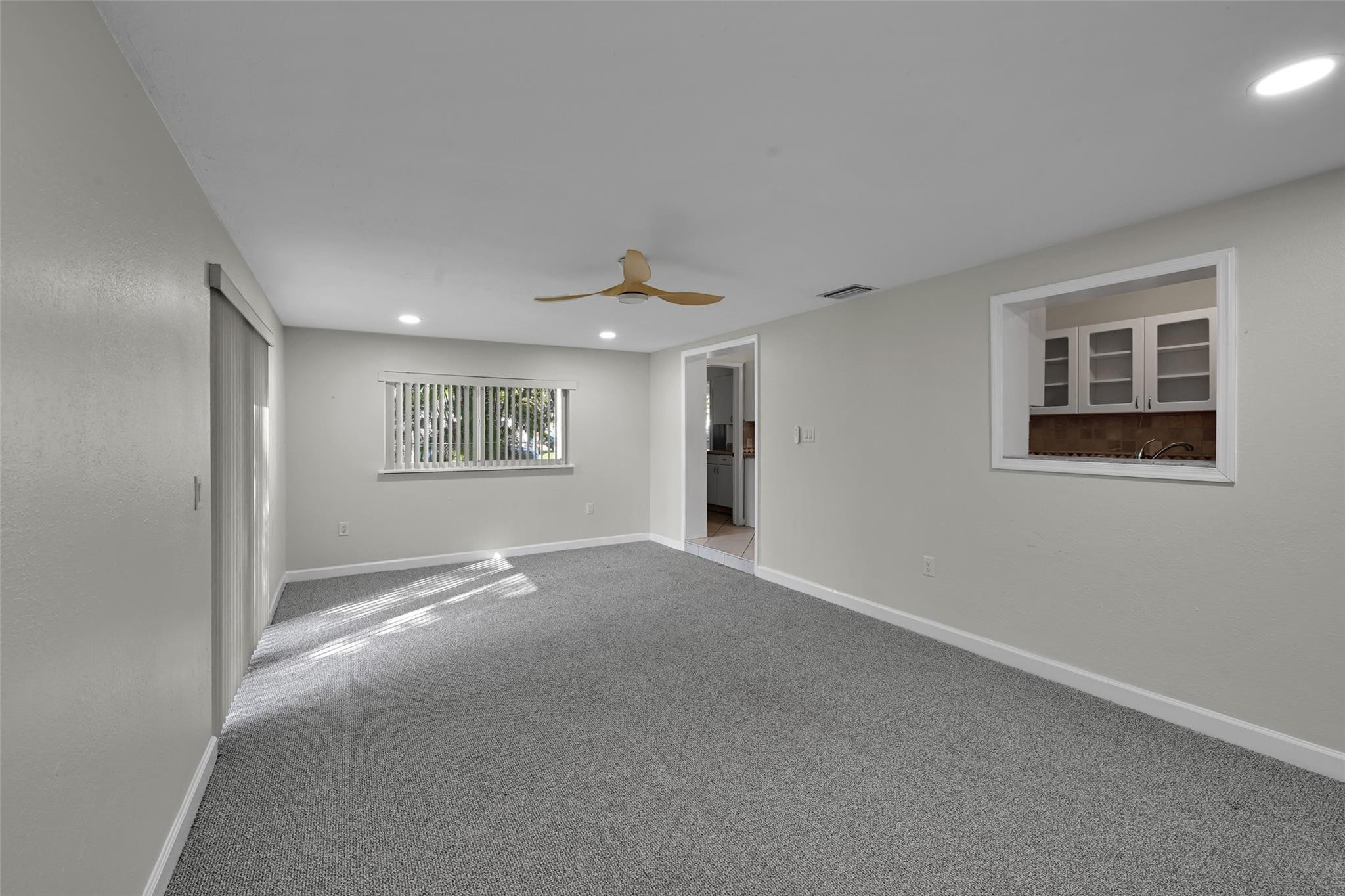 417 NE 10th Avenue