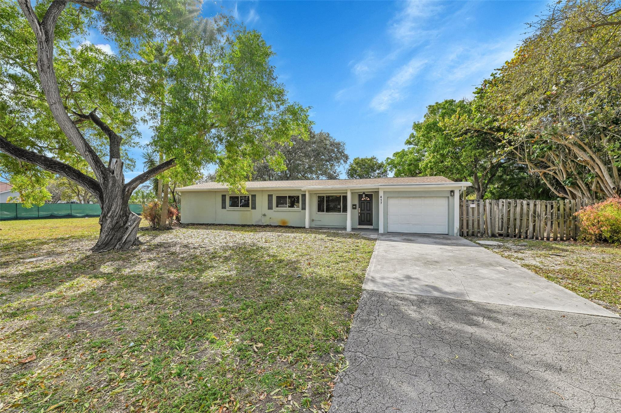 417 NE 10th Avenue