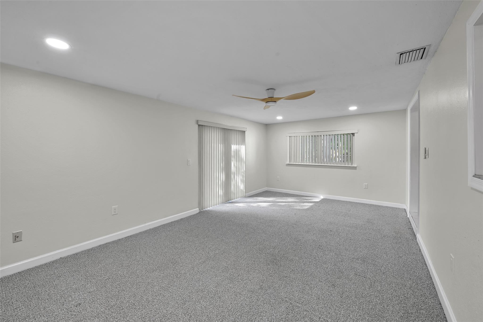 417 NE 10th Avenue