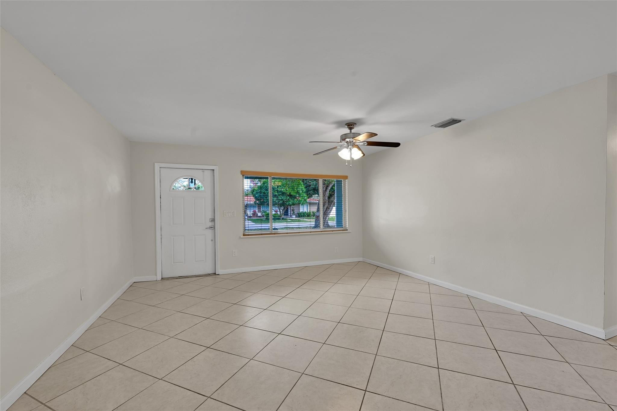 417 NE 10th Avenue