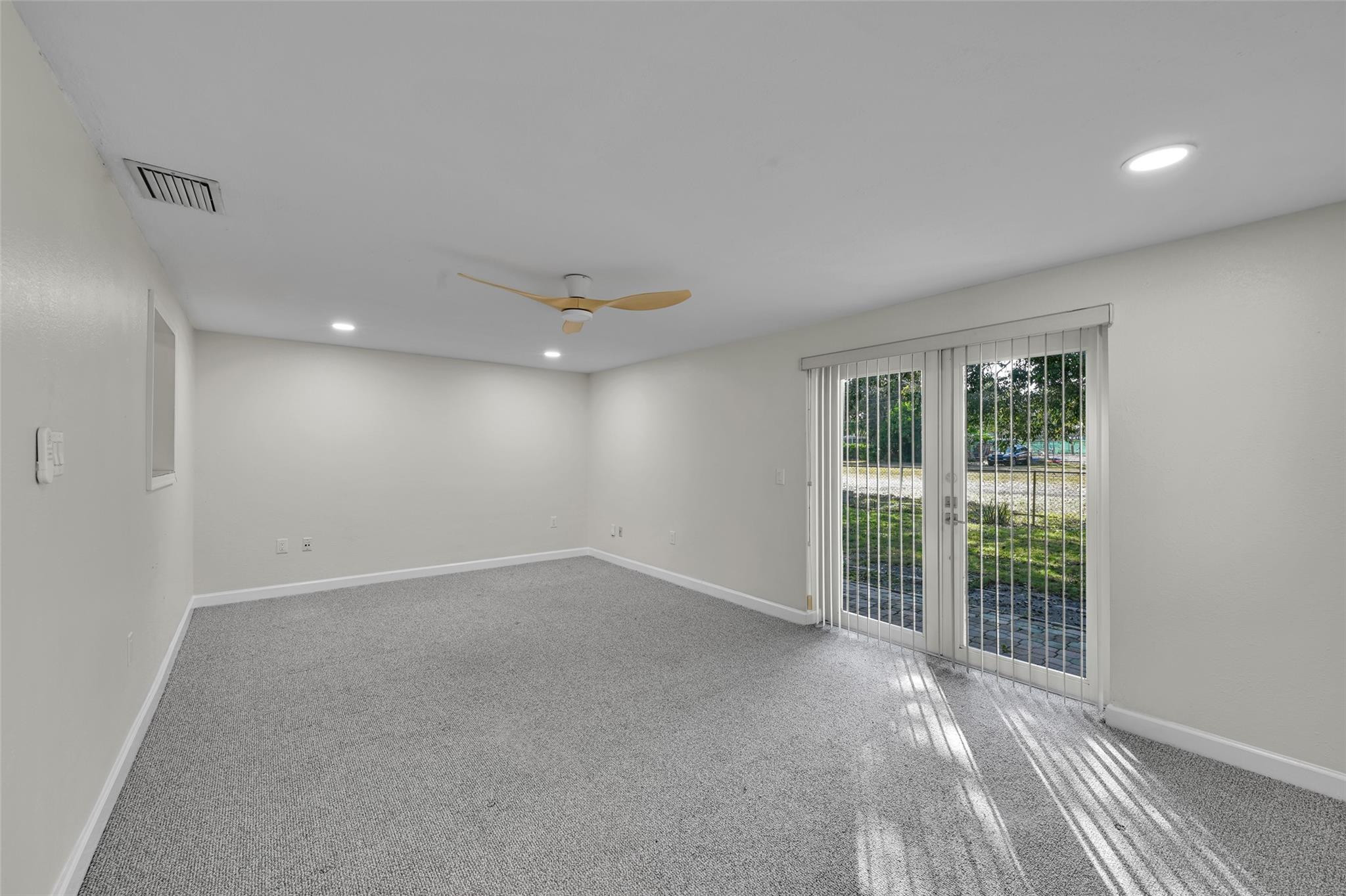 417 NE 10th Avenue